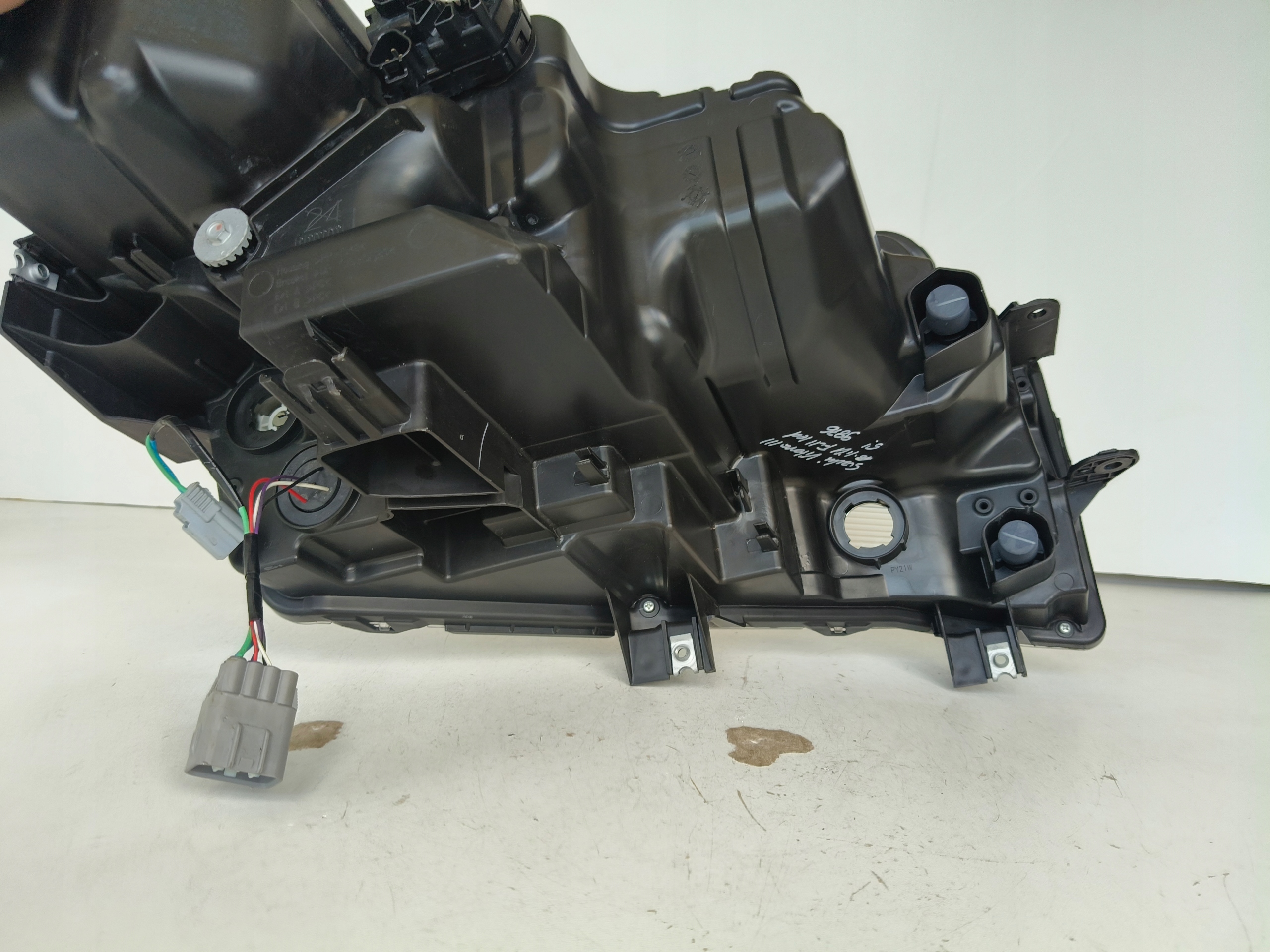 light left REFLEKTOR SUZUKI VITARA III 18- LIFT FULL LED
