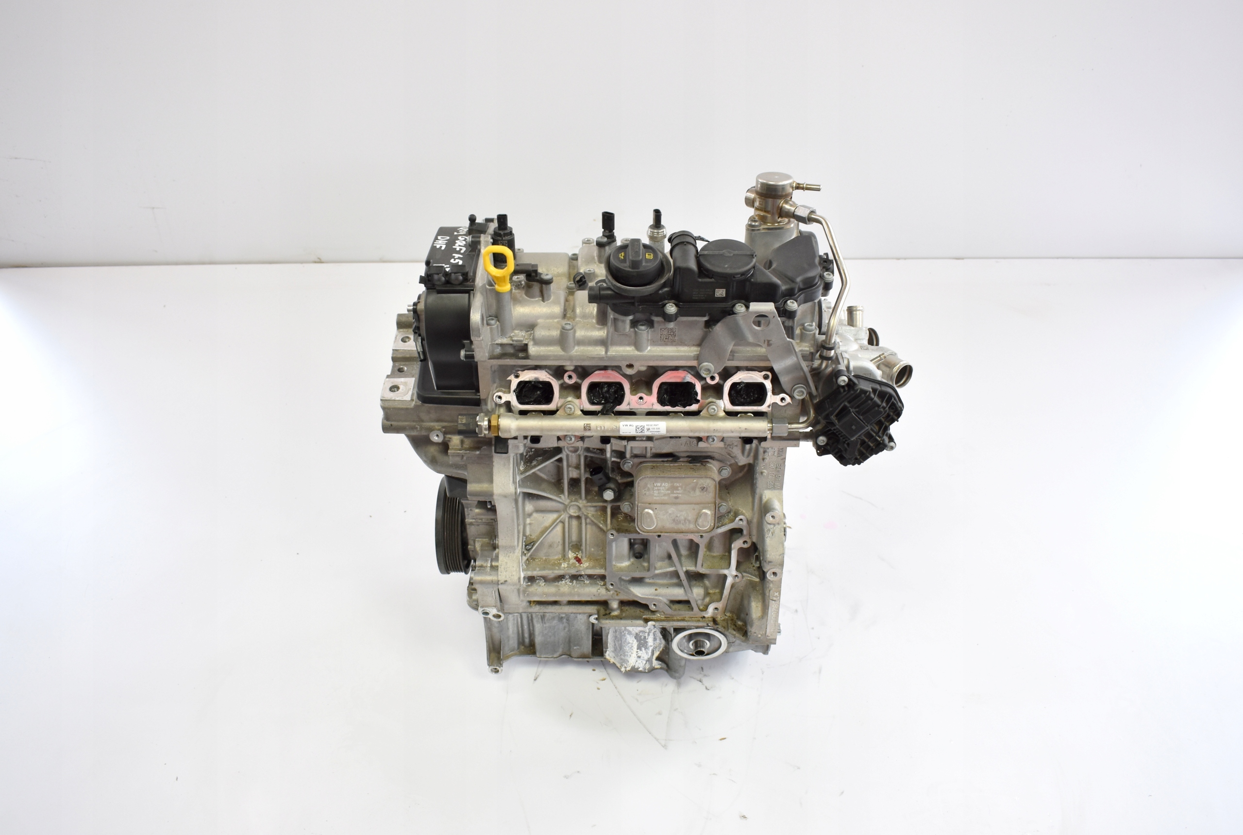 engine VW GOLF VIII LEON 1.5 TGI DHF