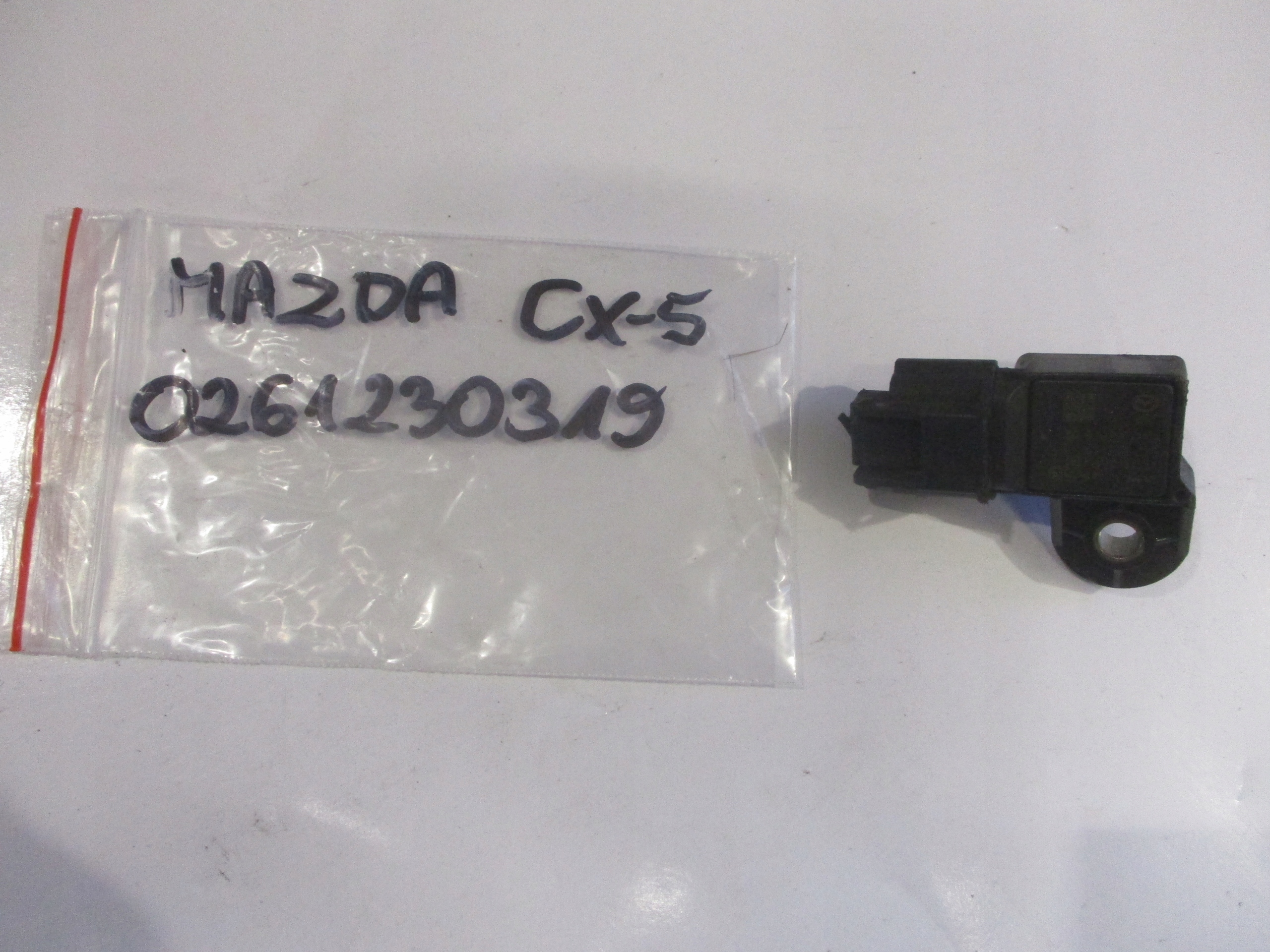 6 GJ РЕСТАЙЛИНГ 2.2 датчик давления турбины SH01K3239 0261230319