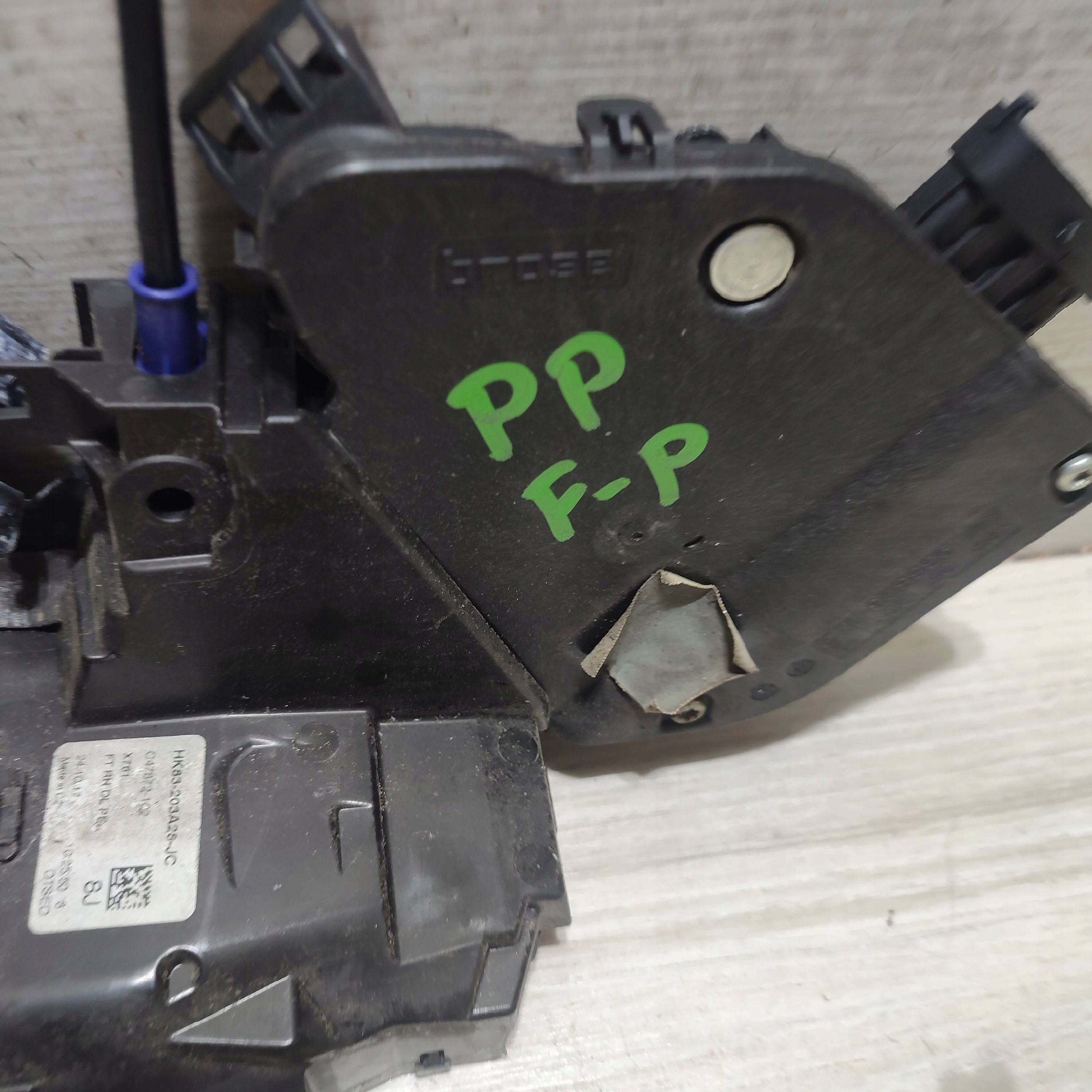 lock door przednich front side right Jaguar F-Pace HK83203A28JC