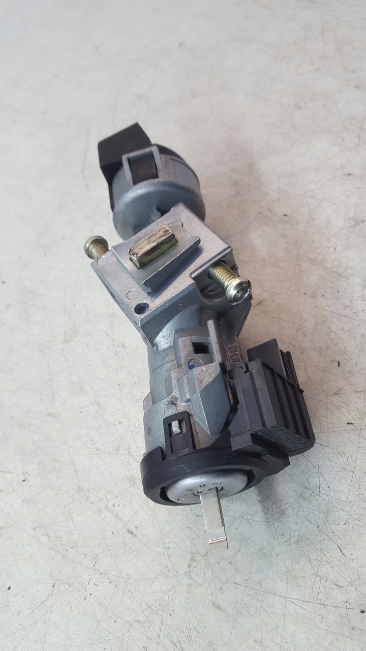 ignition lock cylinder grot handle Ford C-MAX 2,0 TDCI