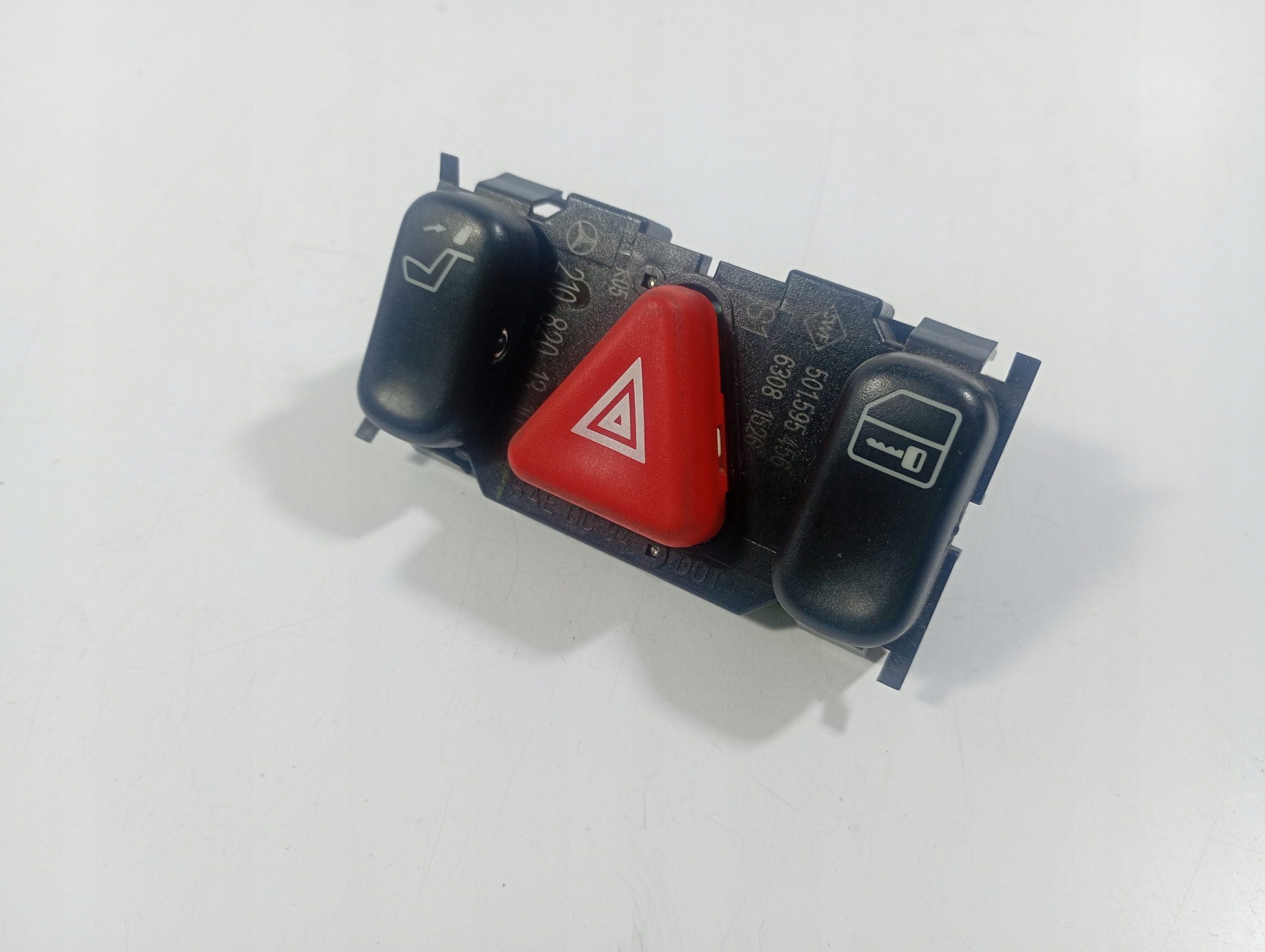 MERCEDES W210 95-02 switch light switch of warning lights OE 2108201310
