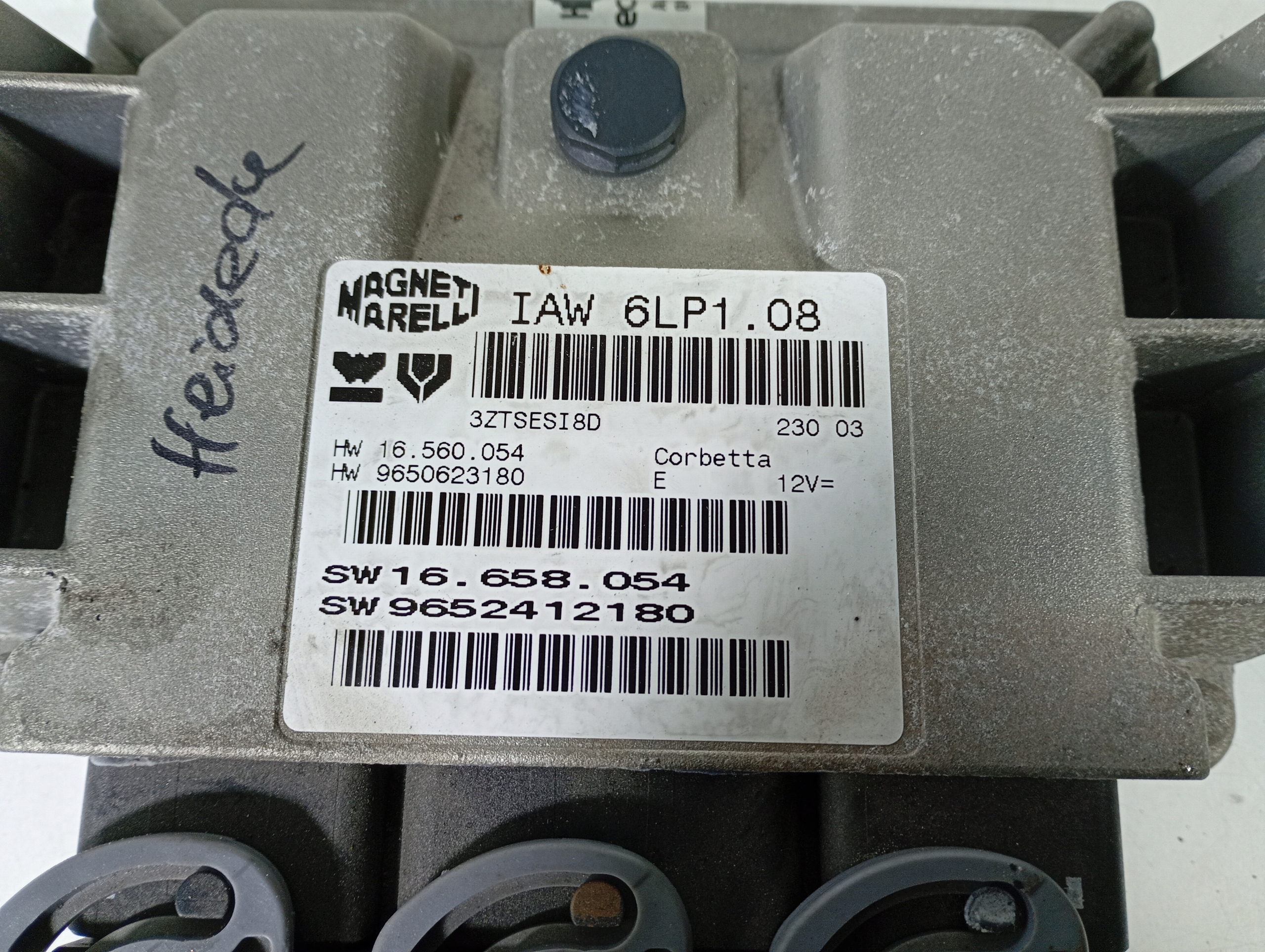 Citroen C5 01-08 computer control unit of the engine OE IAW6LP108