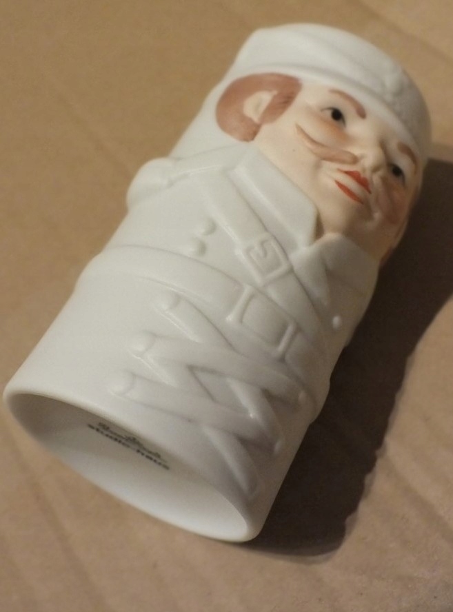 Wazonik porcelanowy - żołnierz ......Rosenthal Marka ECD-Germany