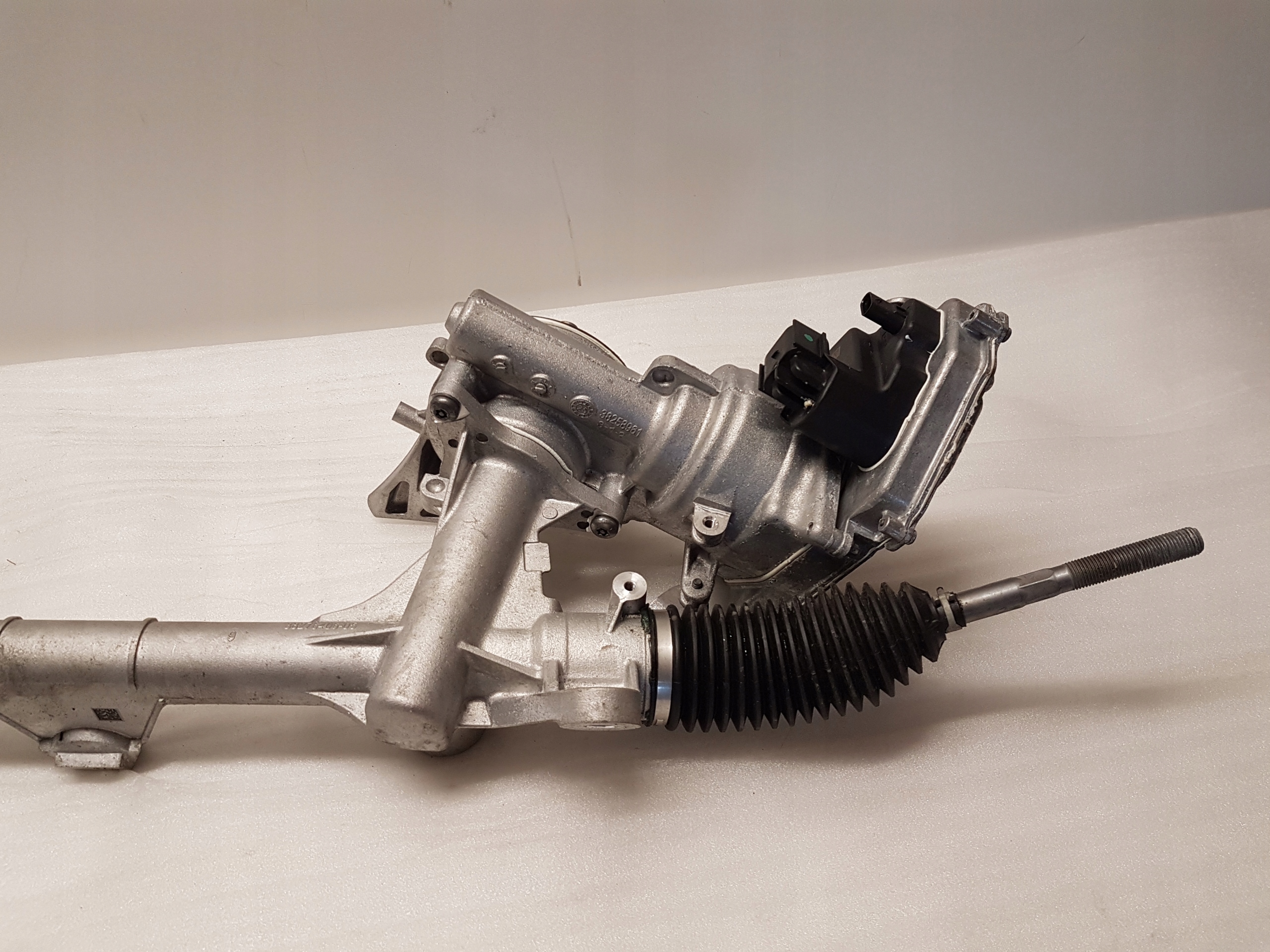 control drag rod servo steering BMW X1 U11 X2 U10 U06 5A8FEA1