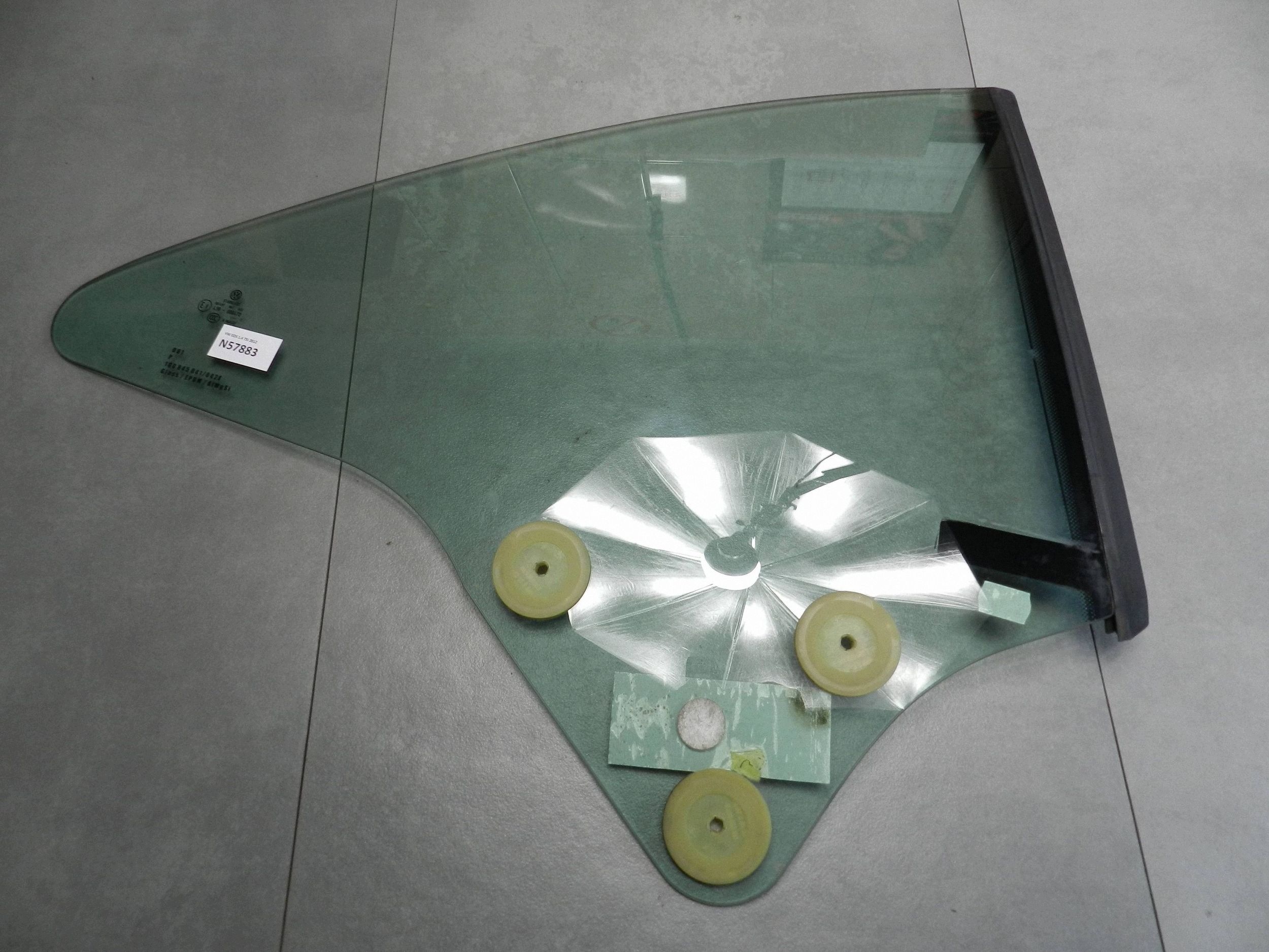 Volkswagen Eos window side rear right 1Q0845042G N57883