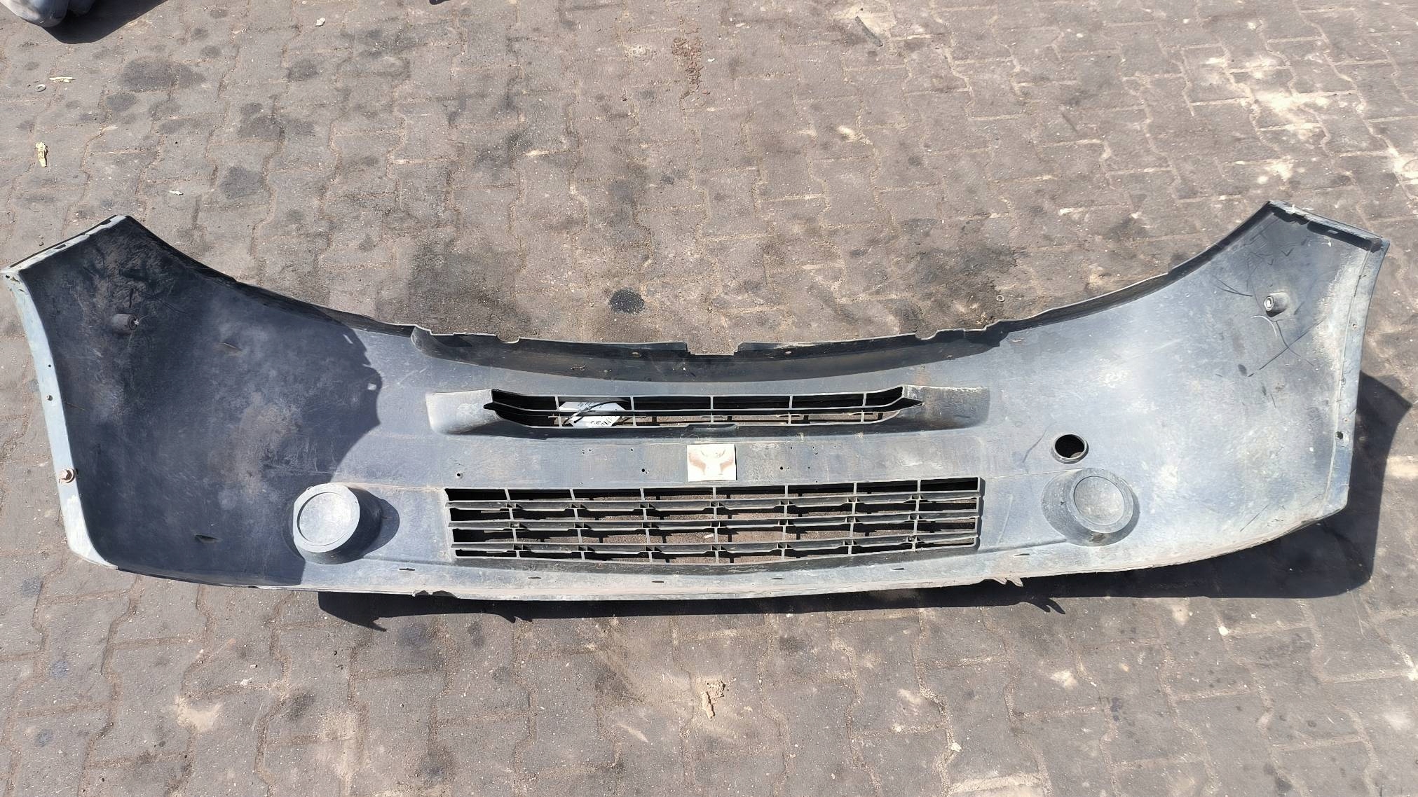 bumper front black RENAULT MASTER II