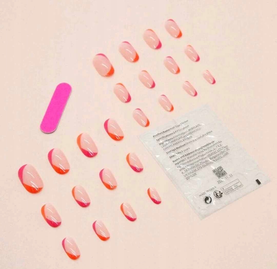 Paznokcie PRESS ON NAILS TIPSY 24 NUDE Kolor Odcienie niebieskiego