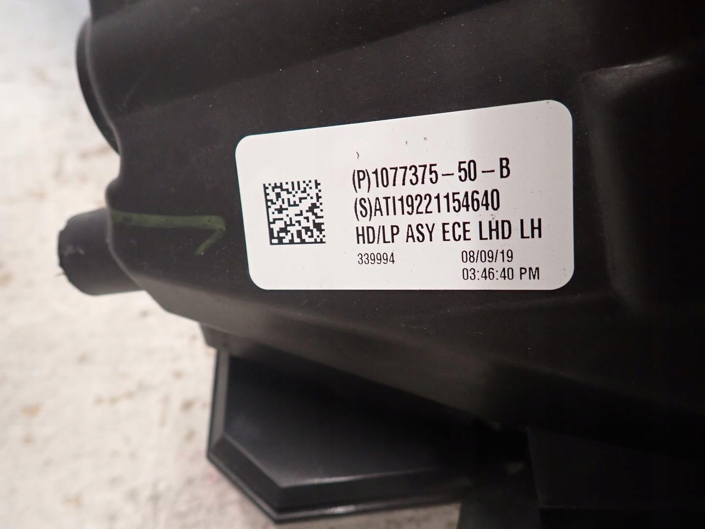 light front front left TESLA 3 2017- FULL LED 1077375-50-B
