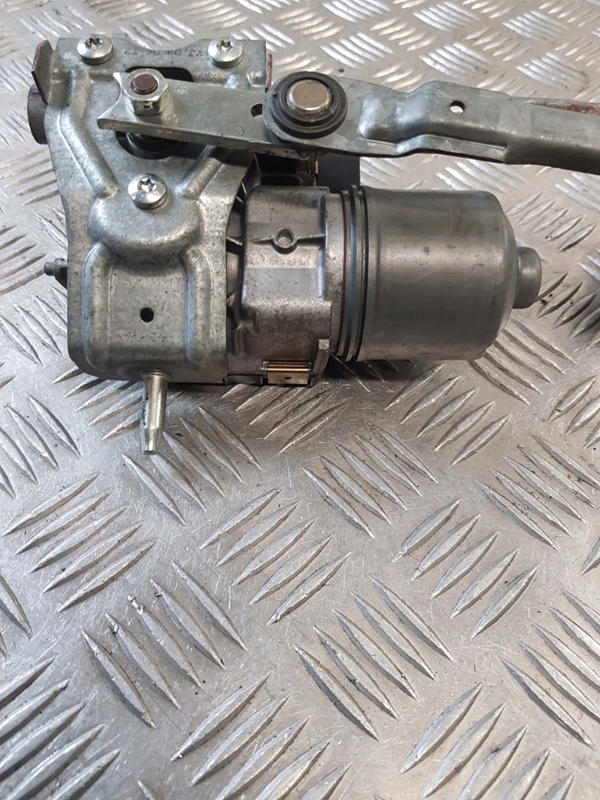 wiper mechanism left front 5P0955119A SEAT ALTEA 05R