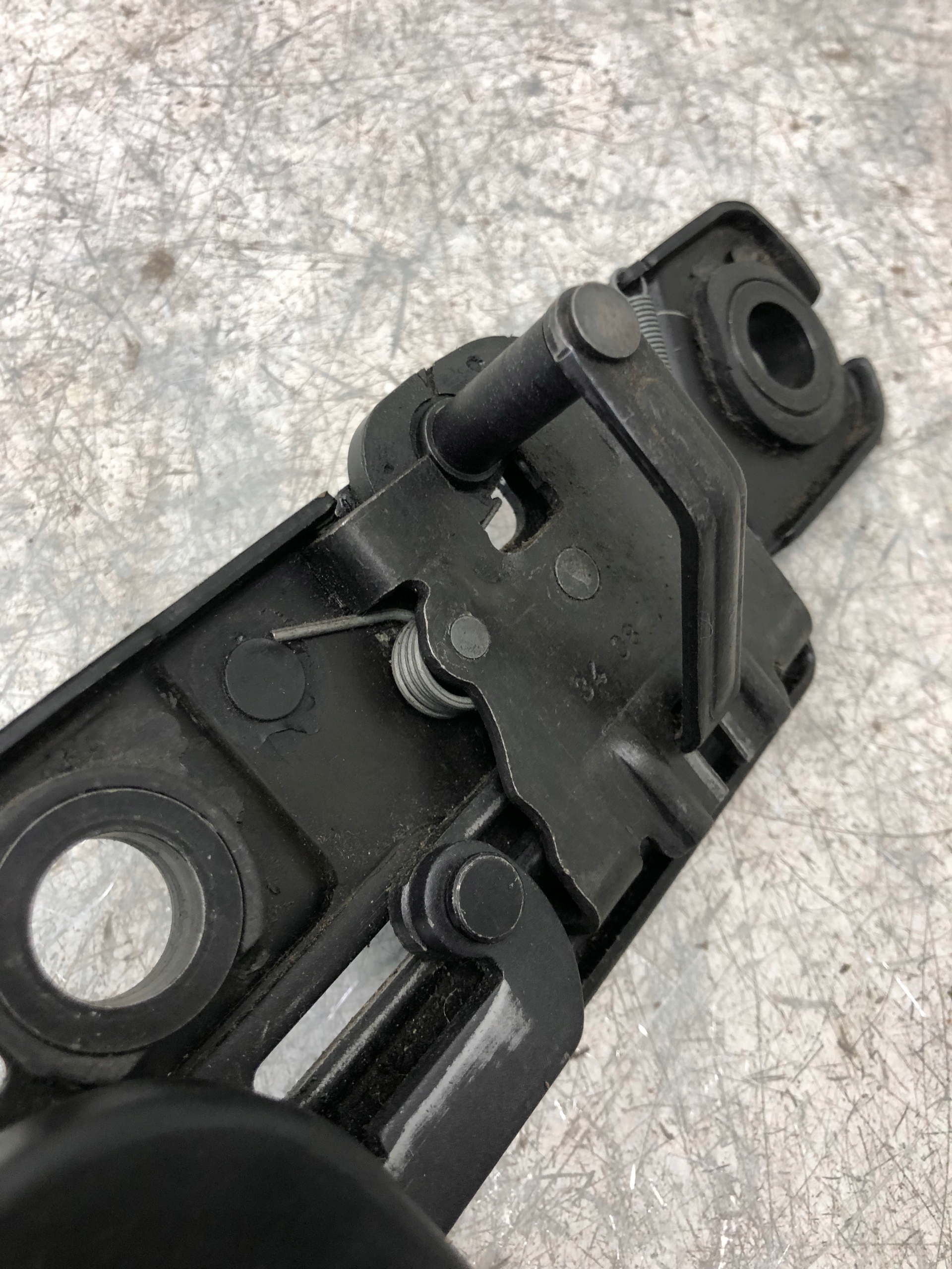 lock DOCIAG bonnet AUDI A6 C6 4F9827383A