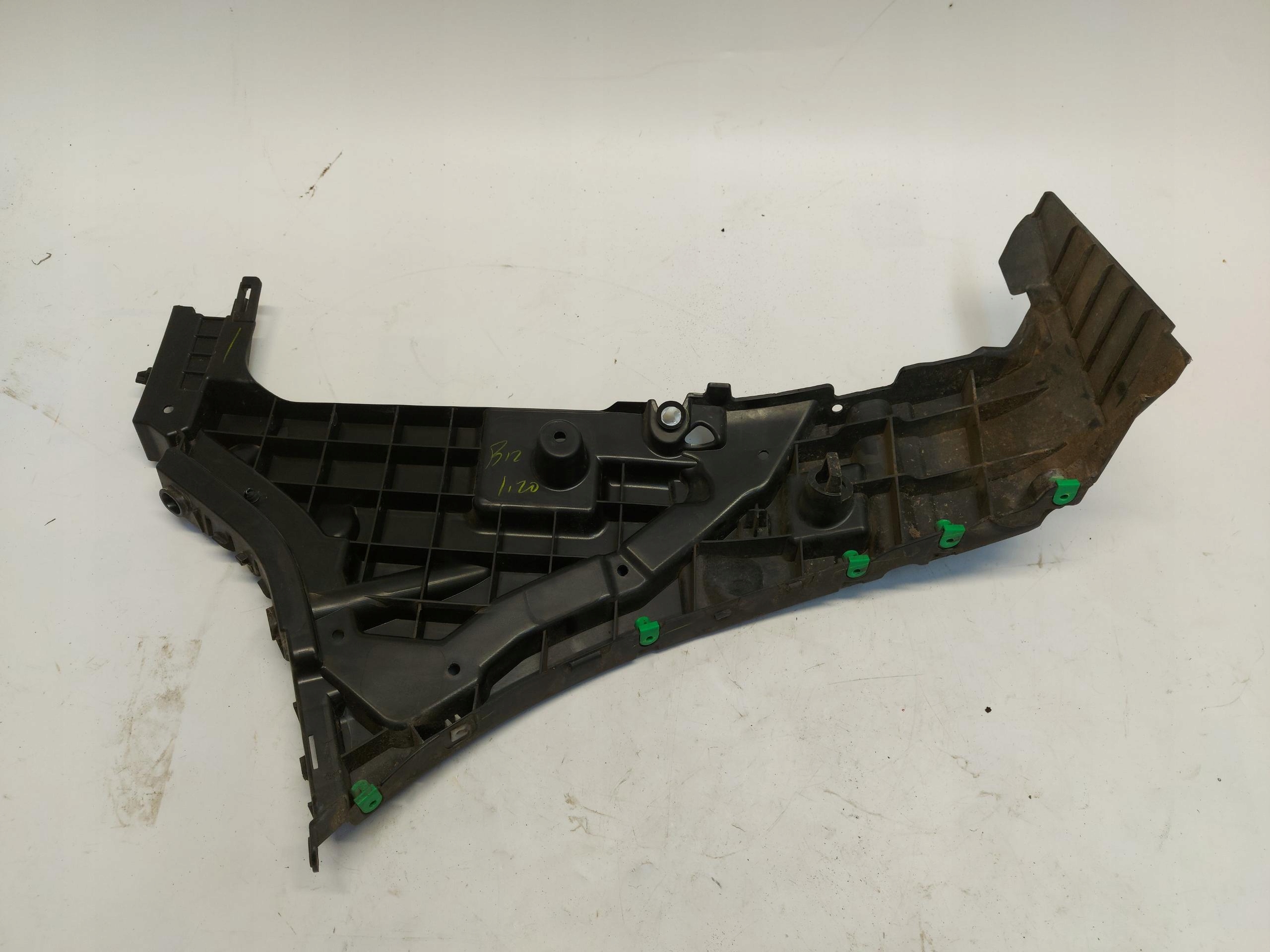 VOLVO XC60 II Support Support plaque Pare choc Arrière Droite 31663563