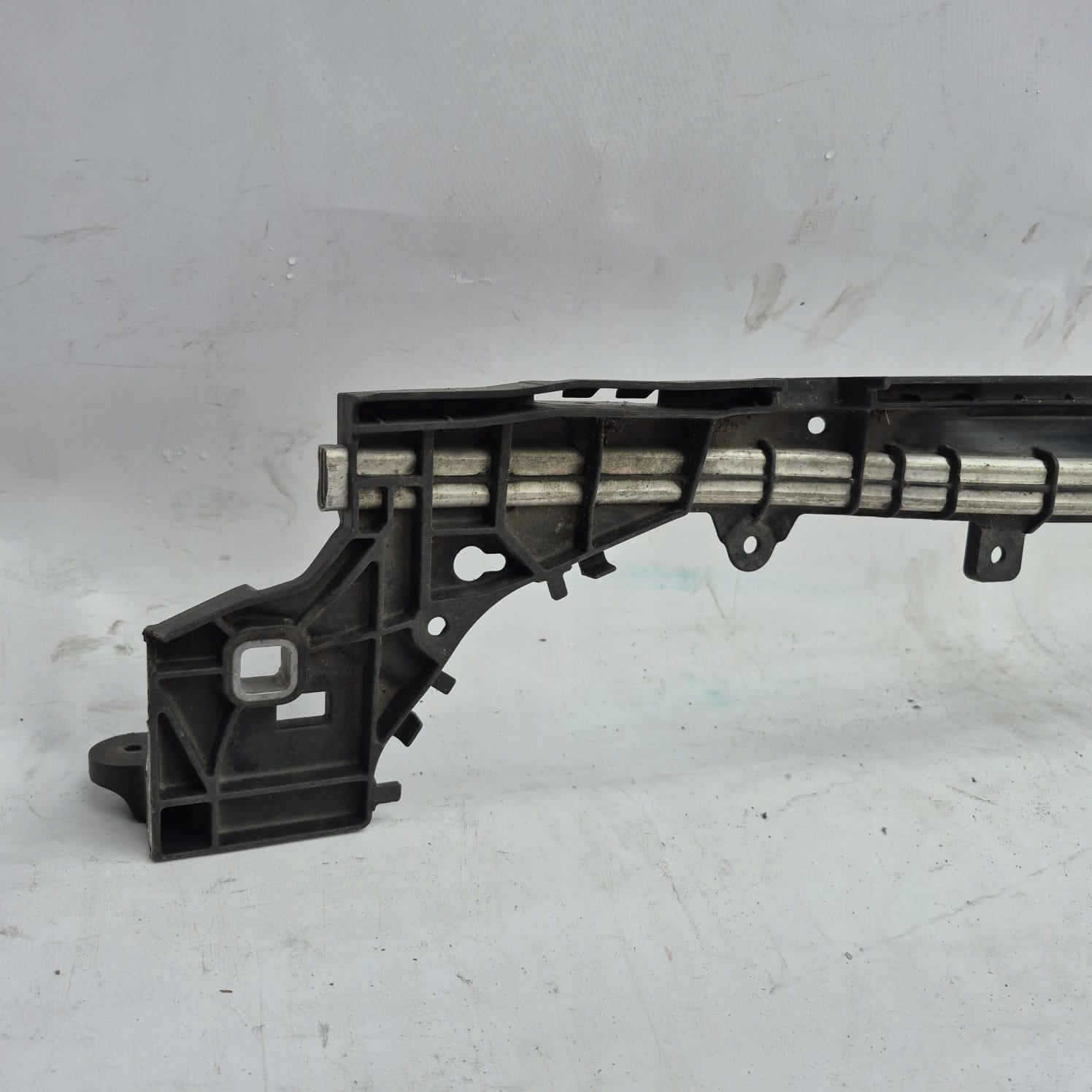 MERCEDES C-KLASA W205 14-21 support panel for radiators pillar