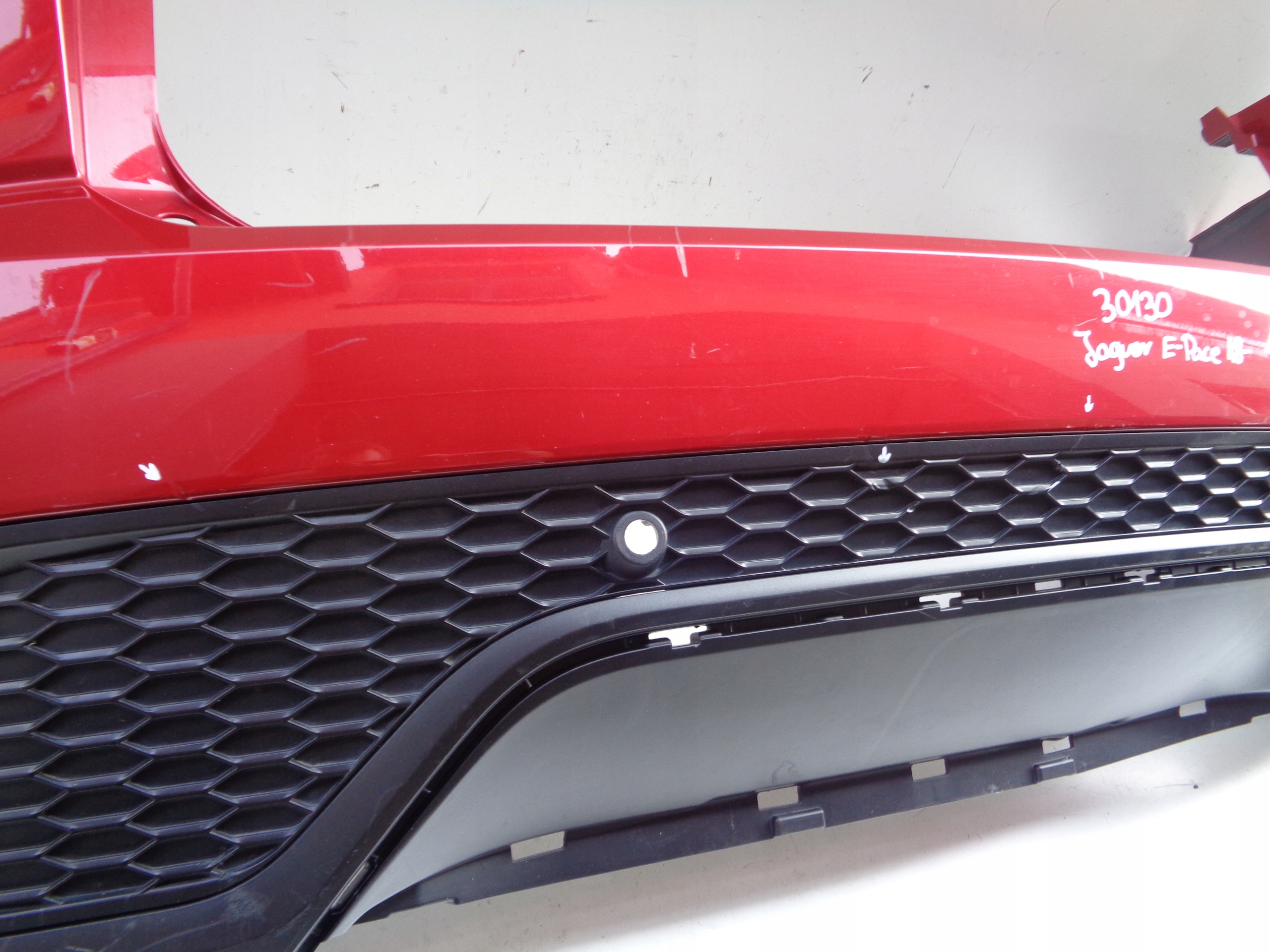 Paraurti posteriore JAGUAR E-PACE 18- NR 30130