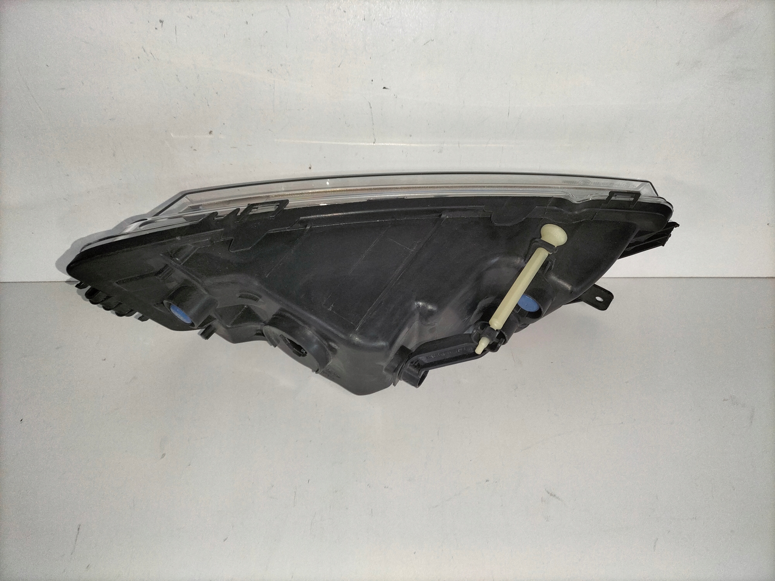 fog light light left SKODA OCTAVIA III 13-17