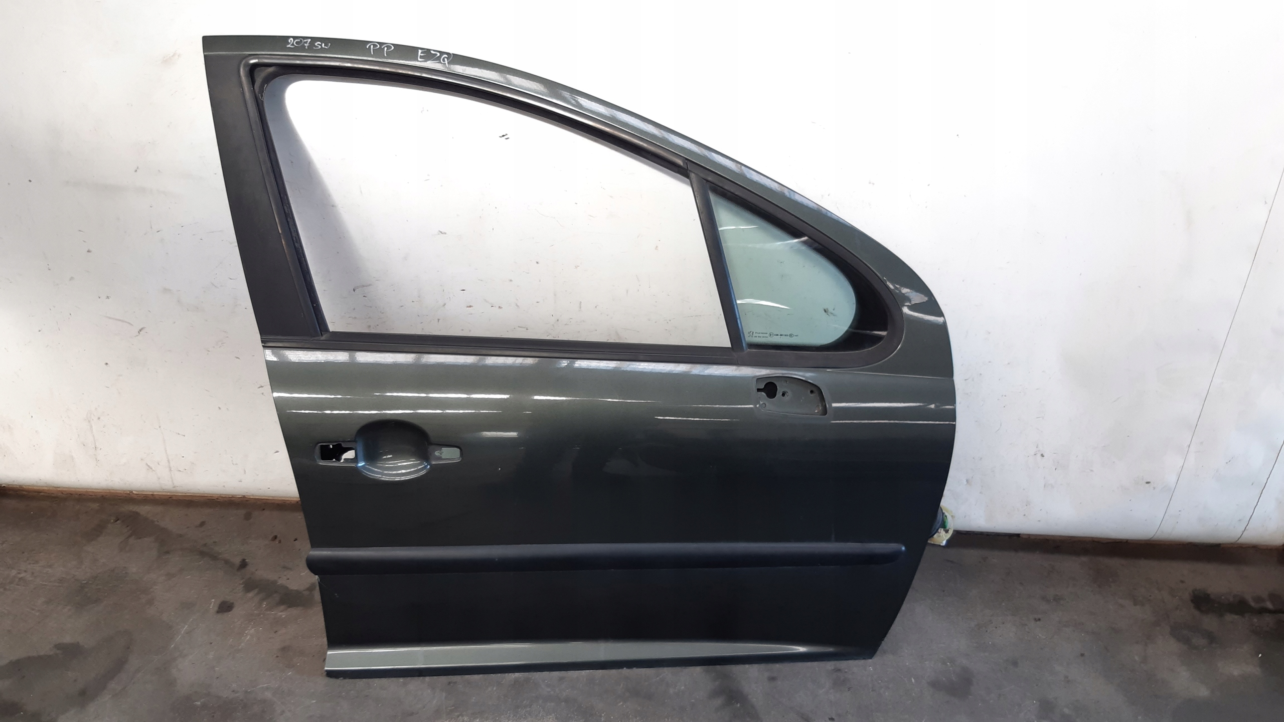 door right front EZQ Peugeot 207 SW
