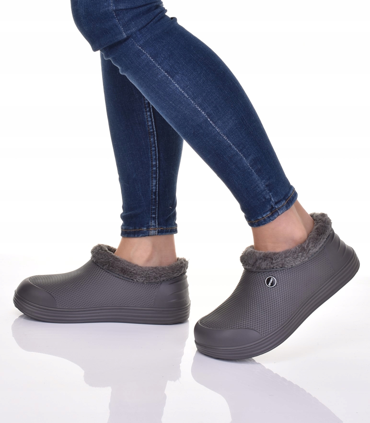 OCIEPLANE FUTERKIEM ZAKRYTE KLAPKI DAMSKIE Z PIANKI LEKKIE CHODAKI Oryginalne opakowanie producenta pudełko