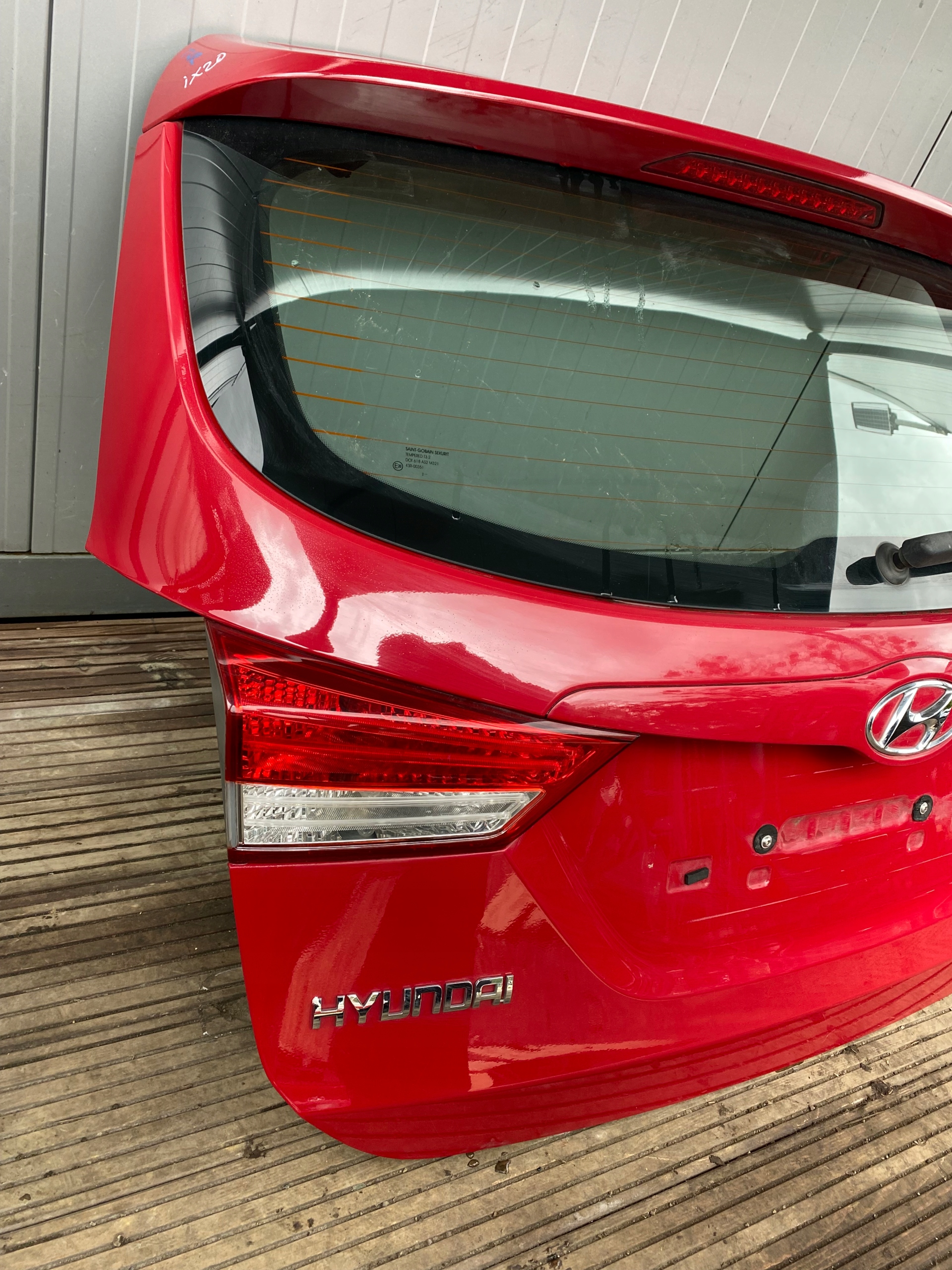 HYUNDAI IX20 complete trunk door boot TWR