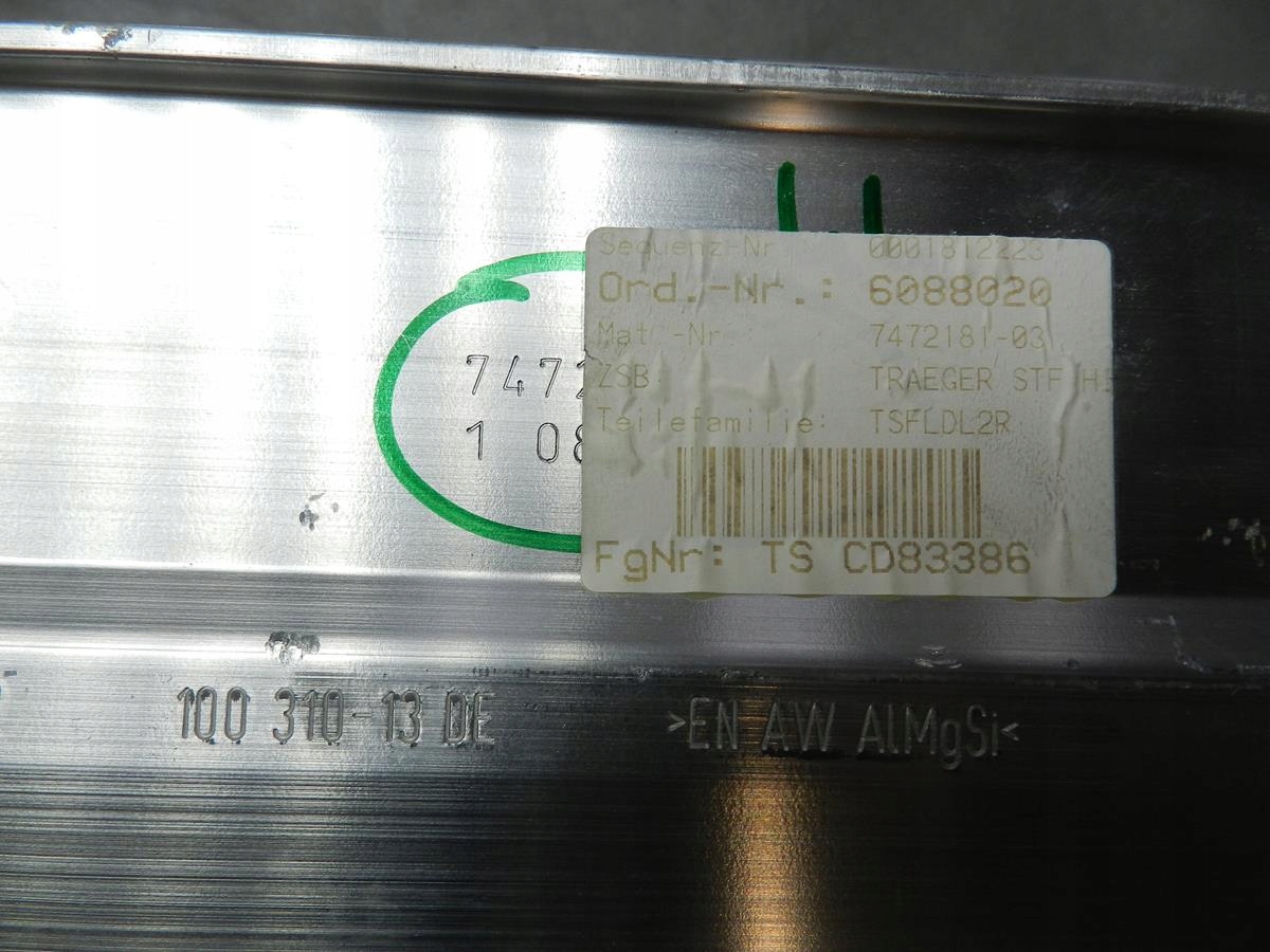 BMW 8 G15 bumper support rear part 7472181