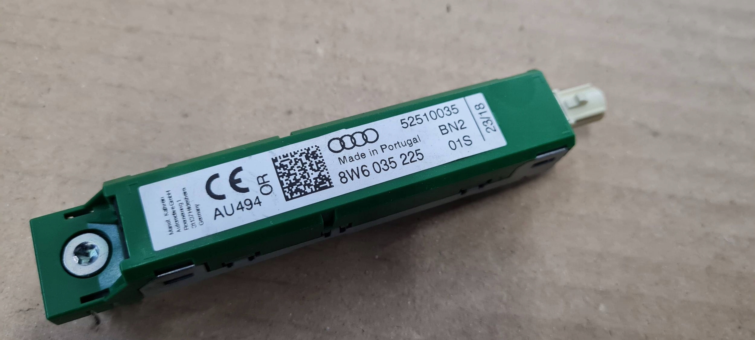 S5 8W A5 COUPE antenna module amplifier 8W6035225