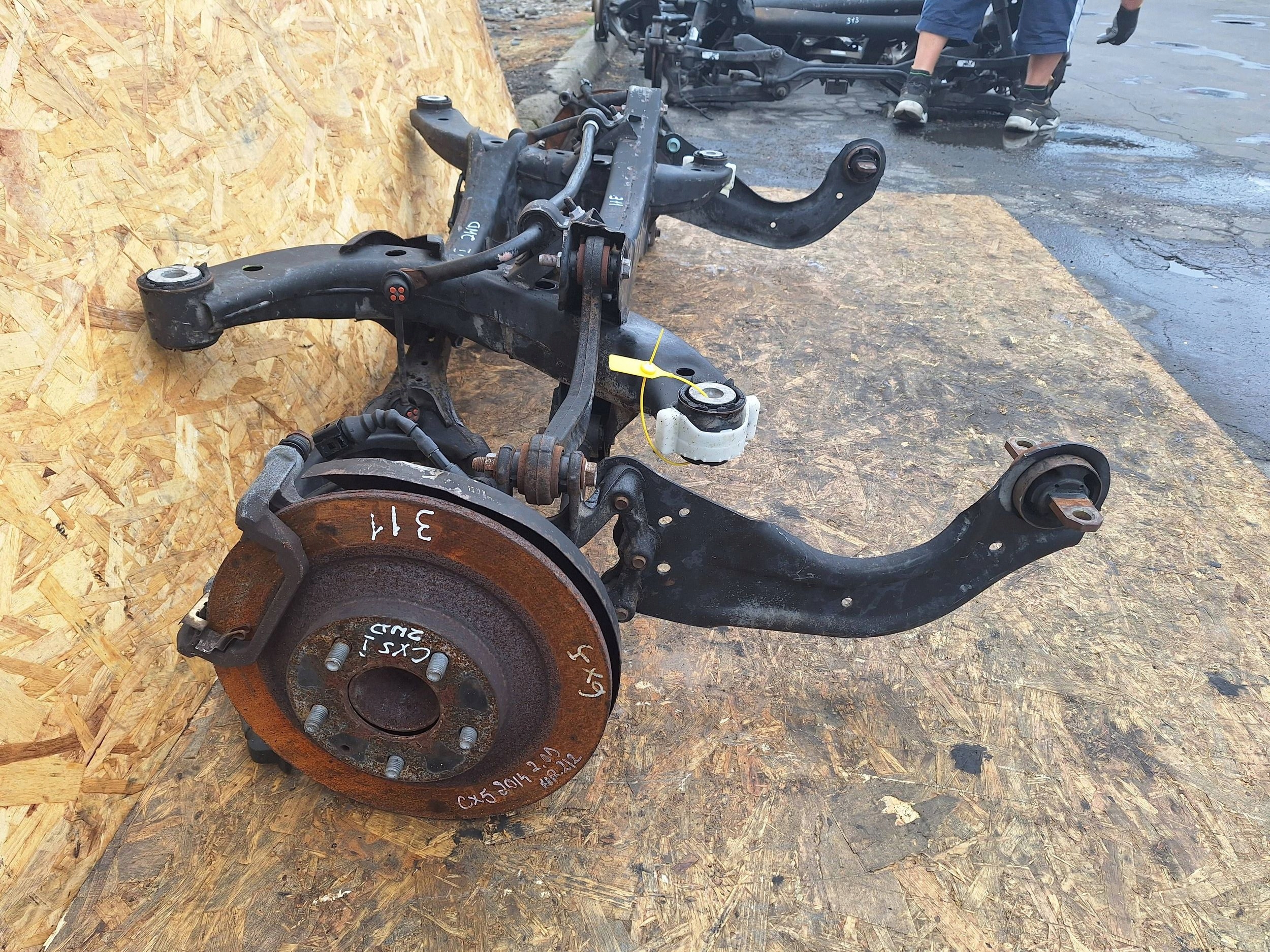 Achsträger heck Achsträger Querlenker MAZDA CX5 und 12-17 2WD