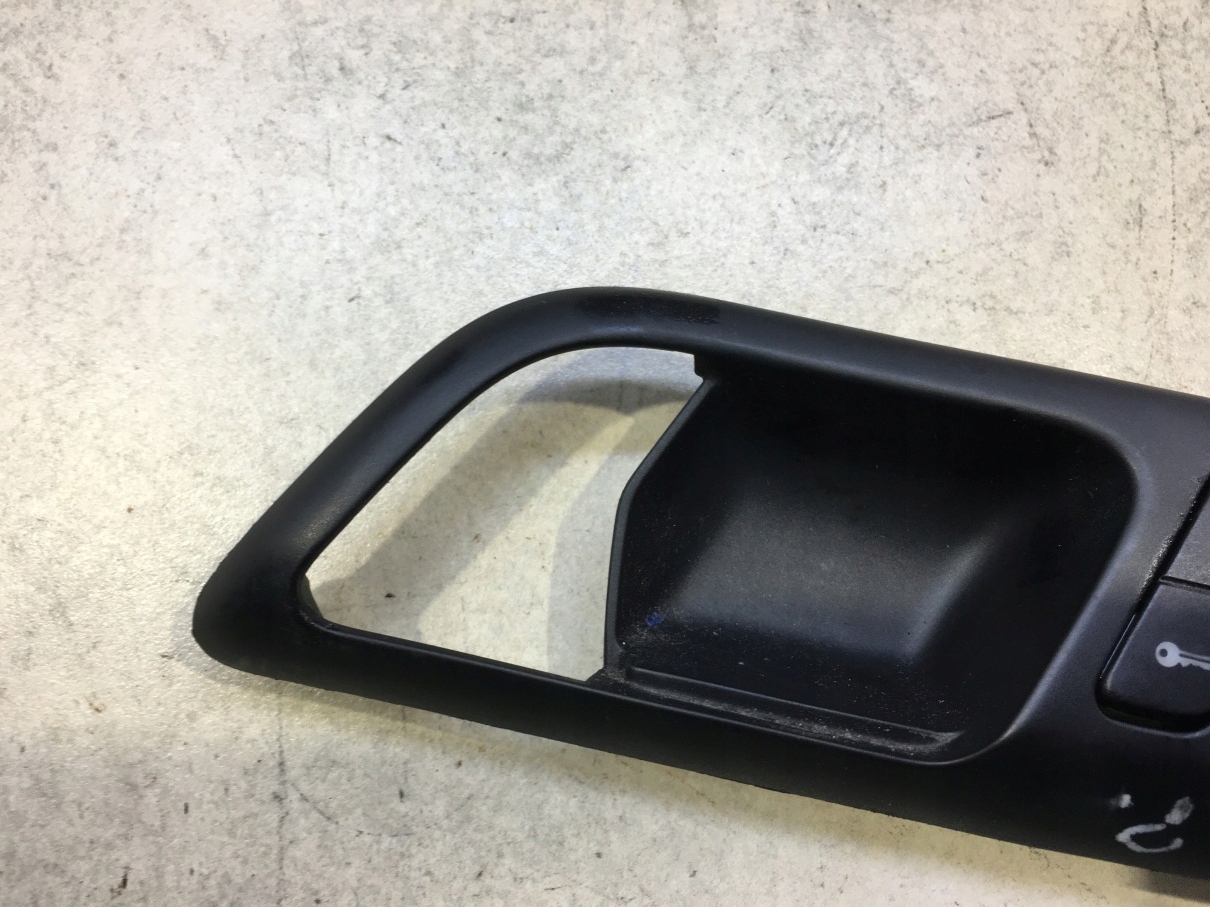 handle inner left front POLO IV 9N 6Q1837247G