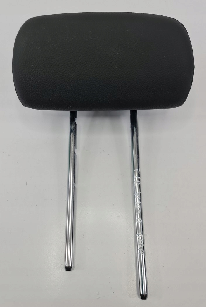 ZAGLOWEK SRODKOWY TYL MERCEDES W204