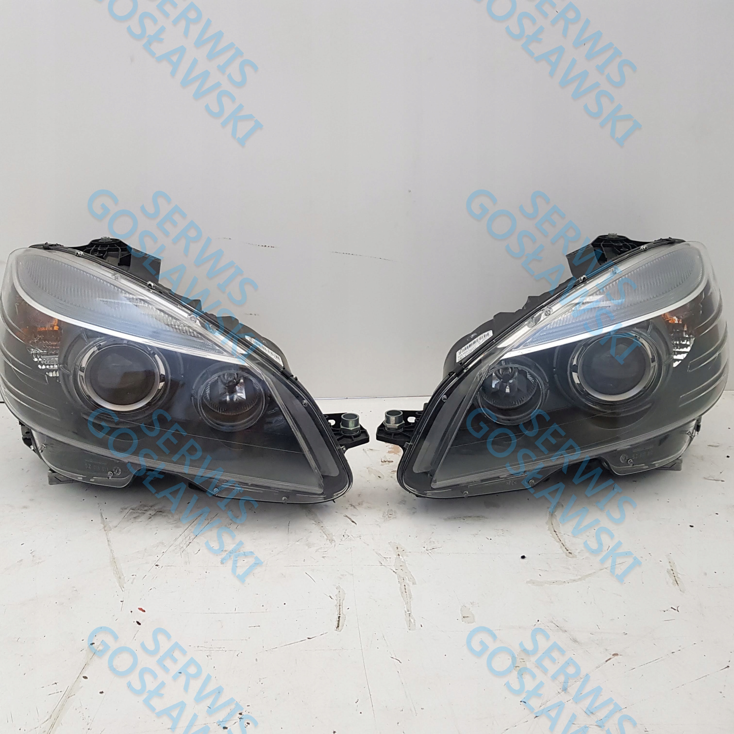 MERCEDES C 63 AMG REFLEKTOR LAMPA KOMPLET NOWY