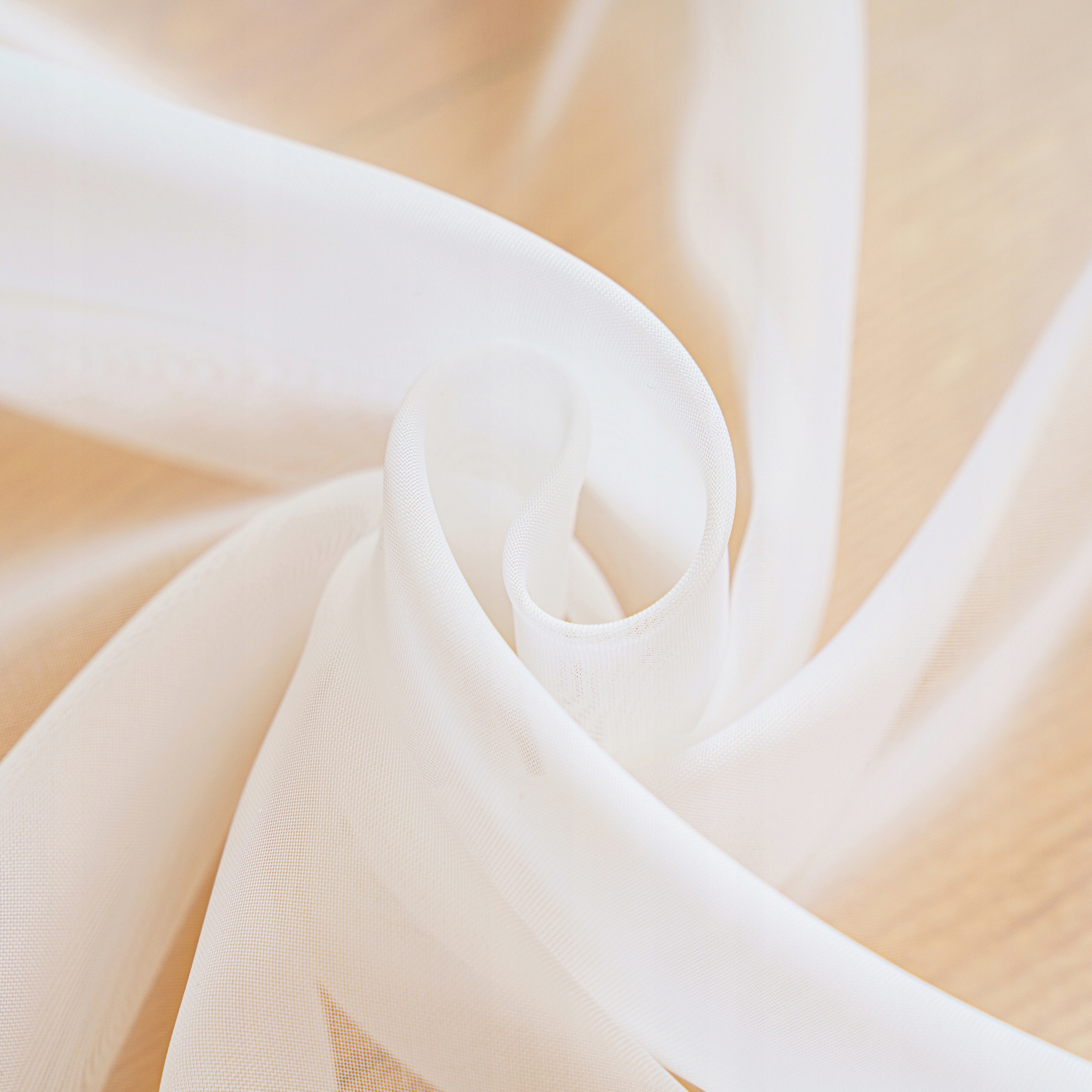 FIRANA GOTOWA NA TAŚMIE 145X250 FIRANY DO SALONU SYPIALNI WOAL BIAŁA Marka 4sezon