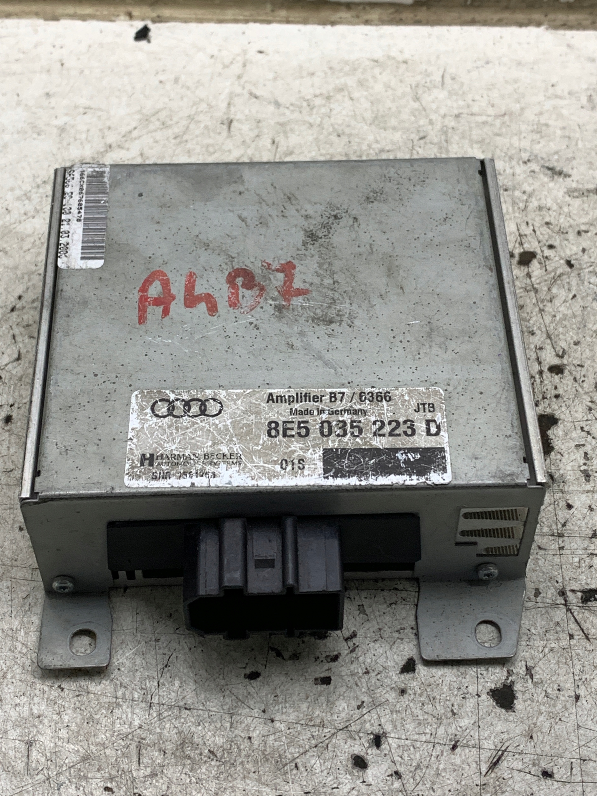 Verstärker 8E5035223D AUDI
