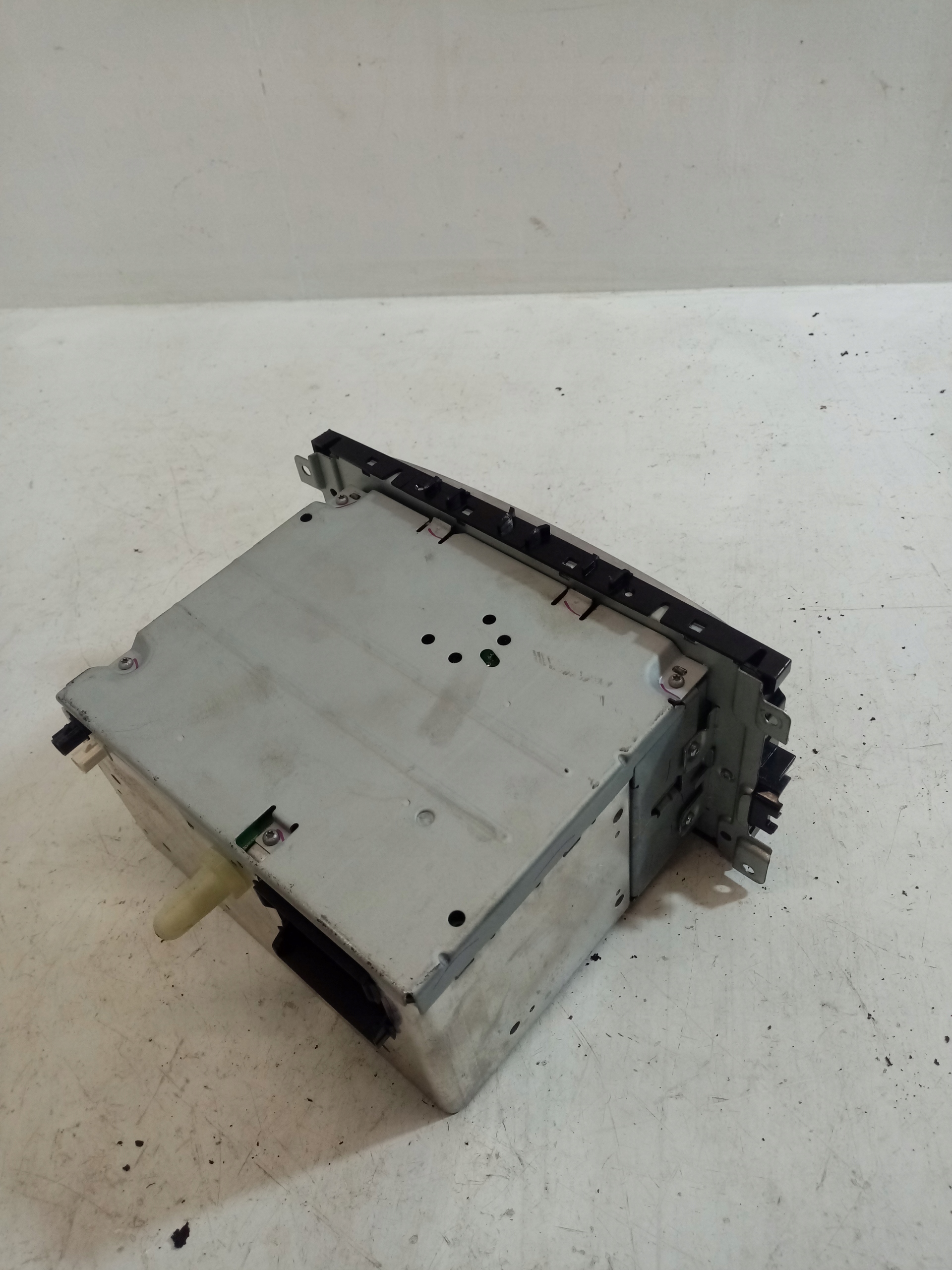 RADIO FABRYCZNE FORD MONDEO MK 4
