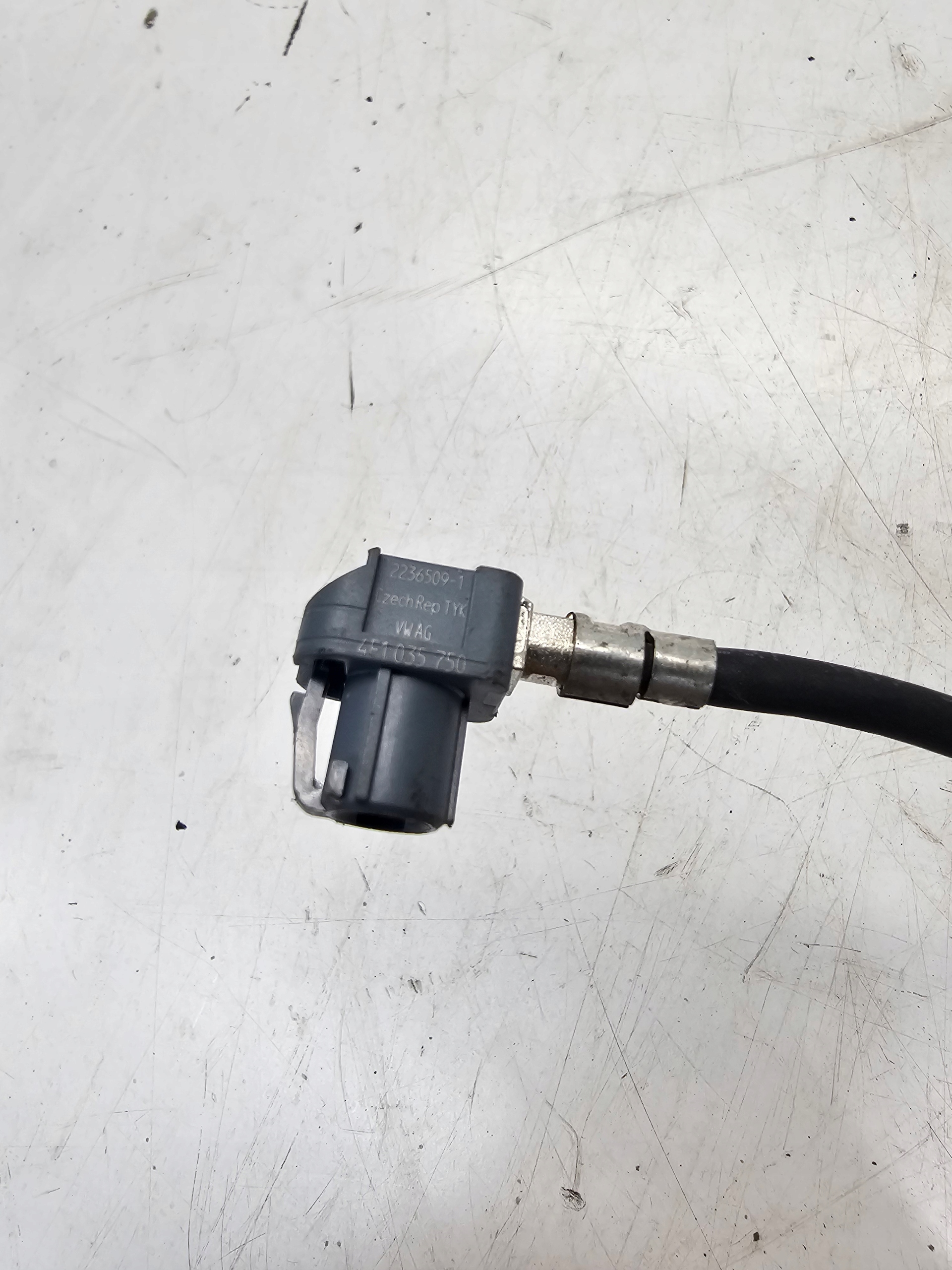 KABEL ADAPTER MMI AUDI A4 A5 A6 A7 Q5 4F1035750
