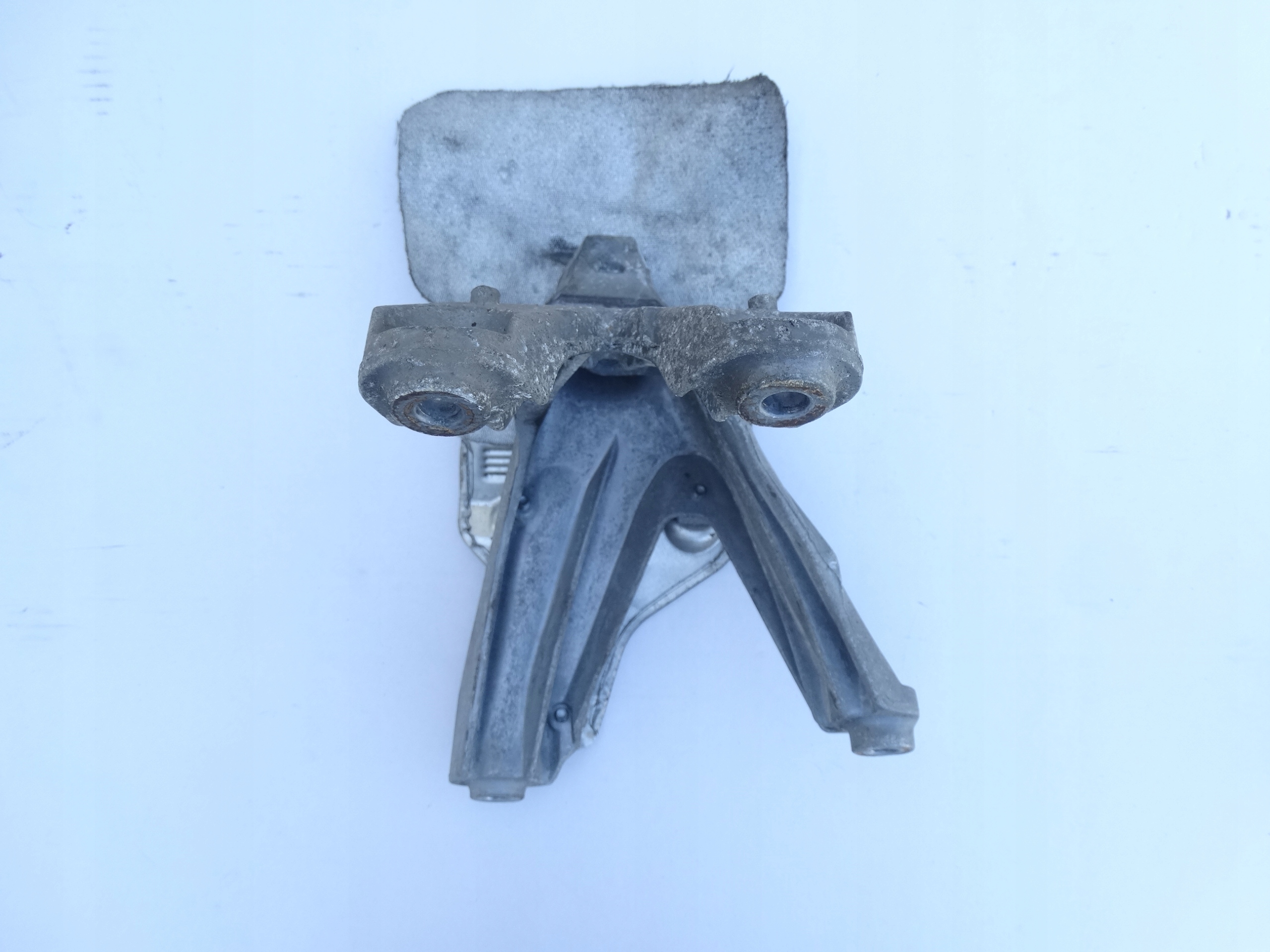 support engine mount right AUDI A6 C7 A4 B8 A5 2.0 TDI original