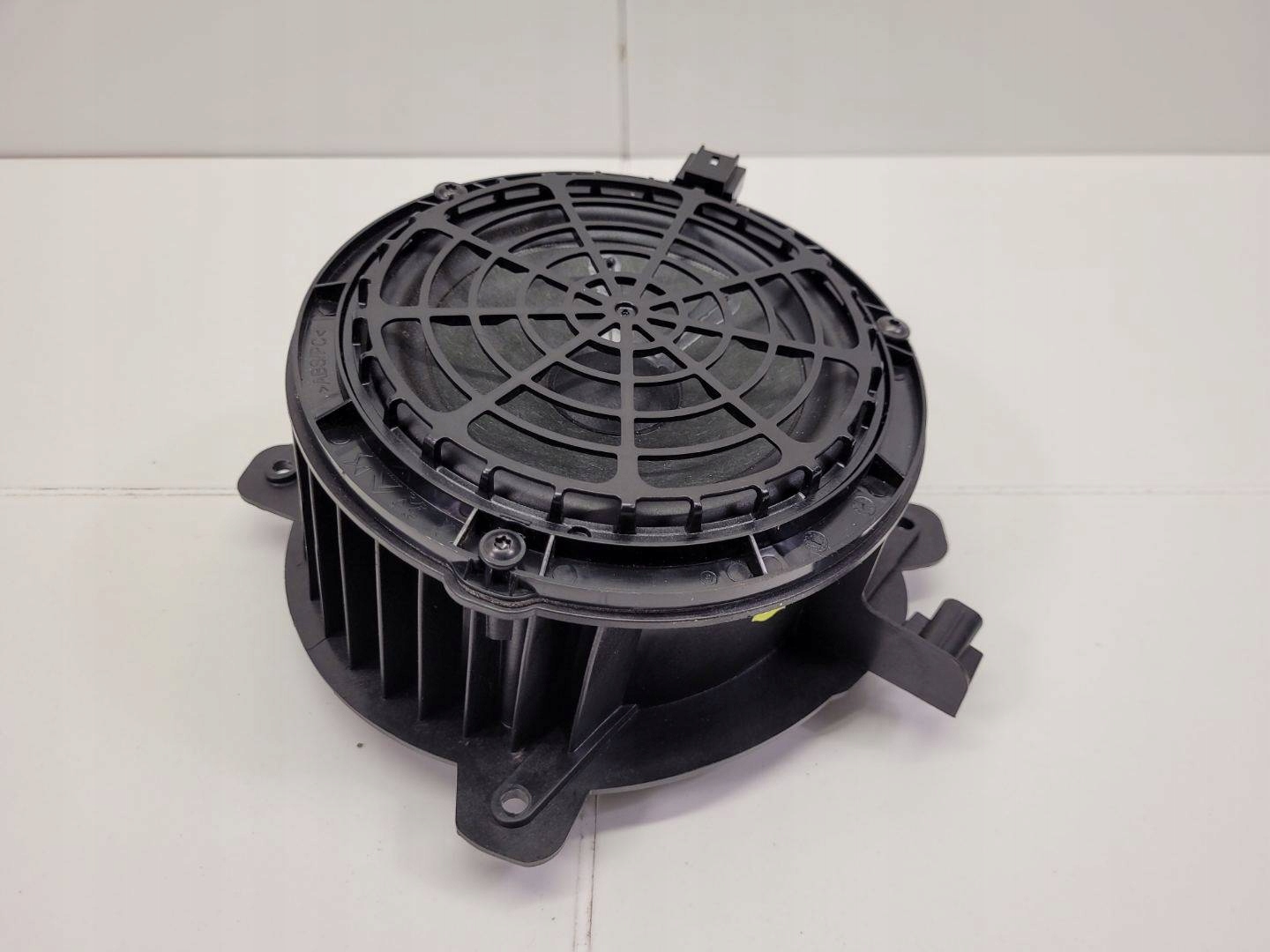speaker front left side Peugeot 2008 2 2021 9818747880
