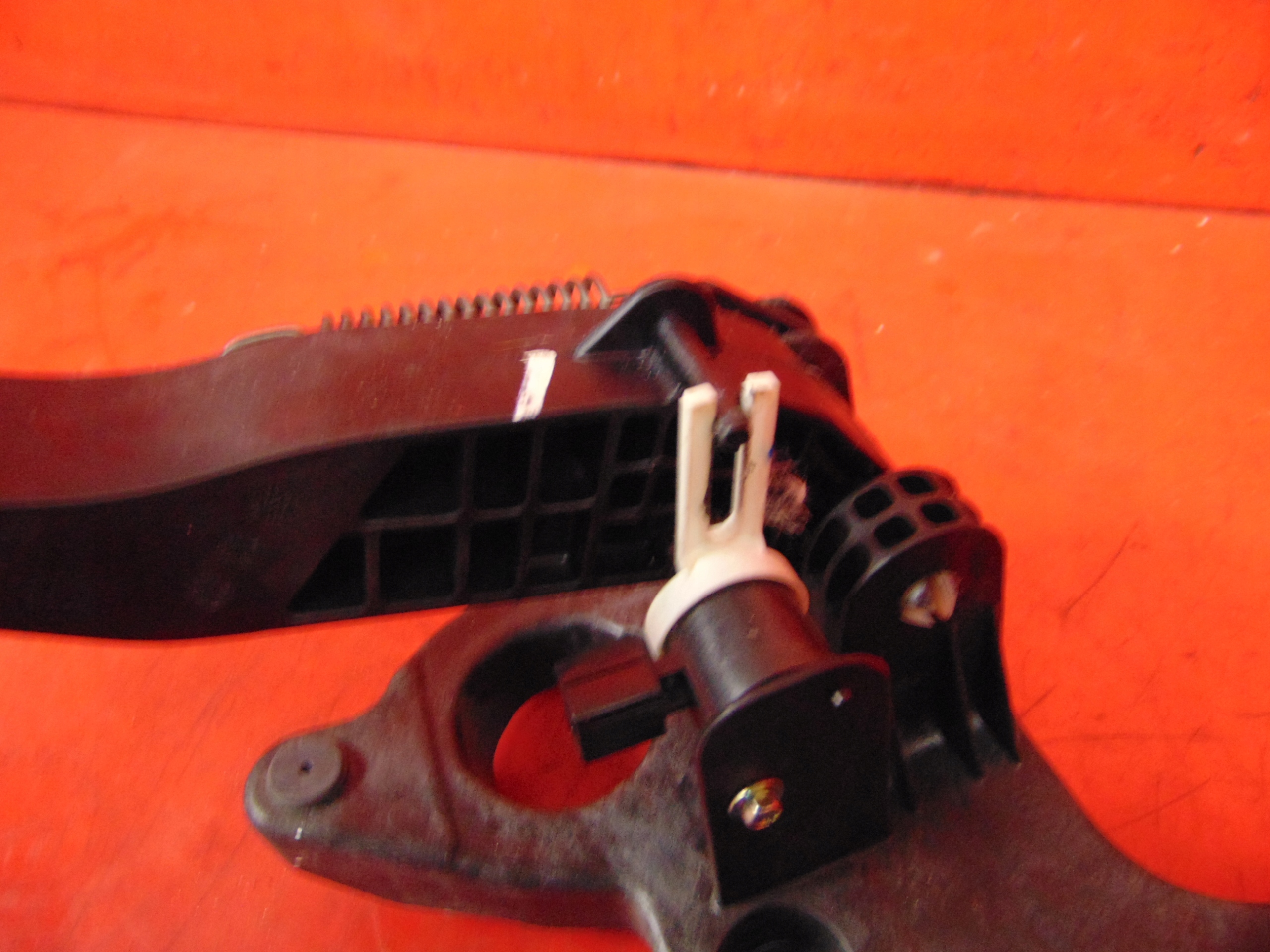 OPEL KARL KUPPLUNGSPEDAL BREMSE EUROPA 42388890