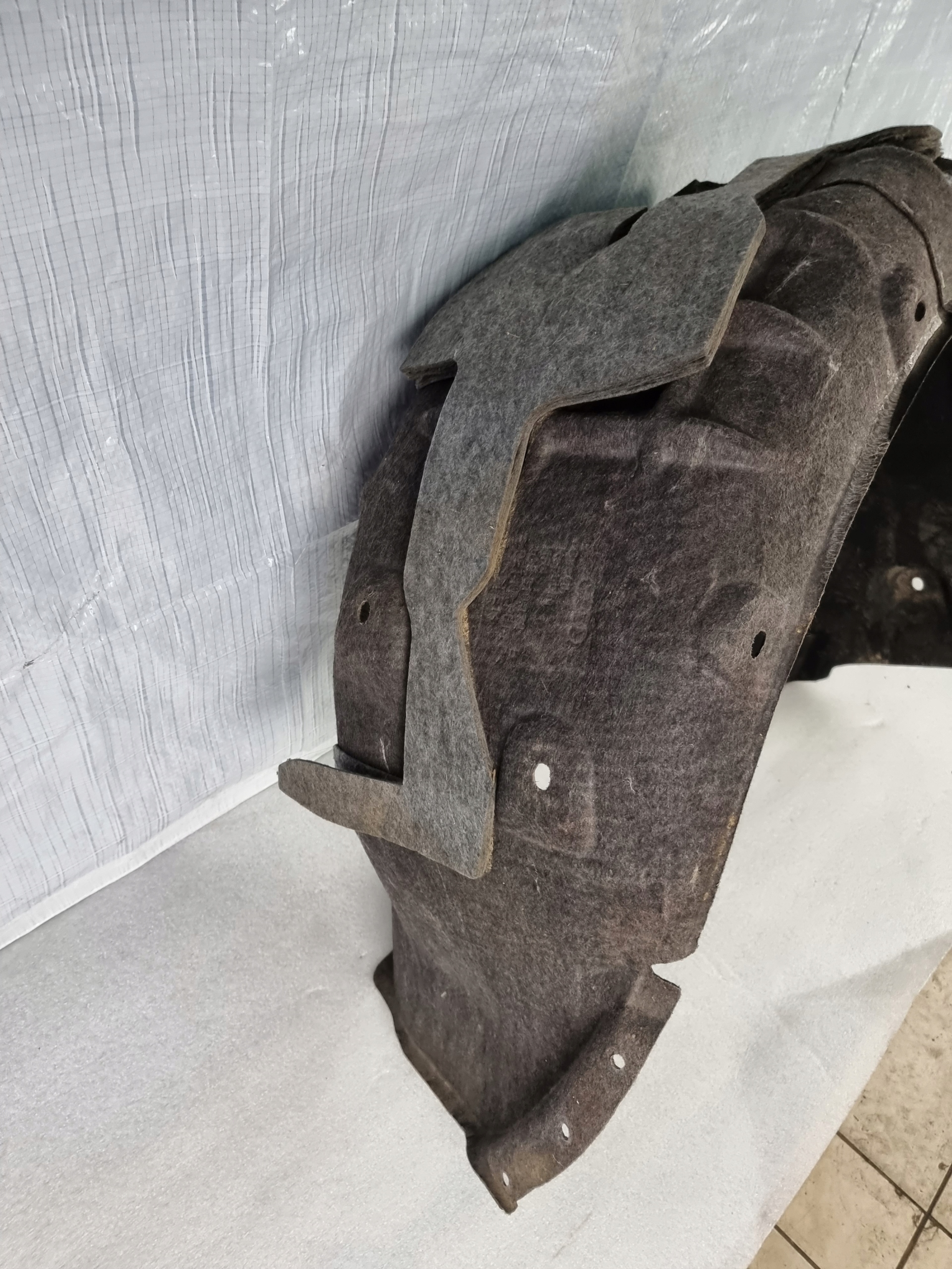 Audi A7 4G8 подкрылки задний правый