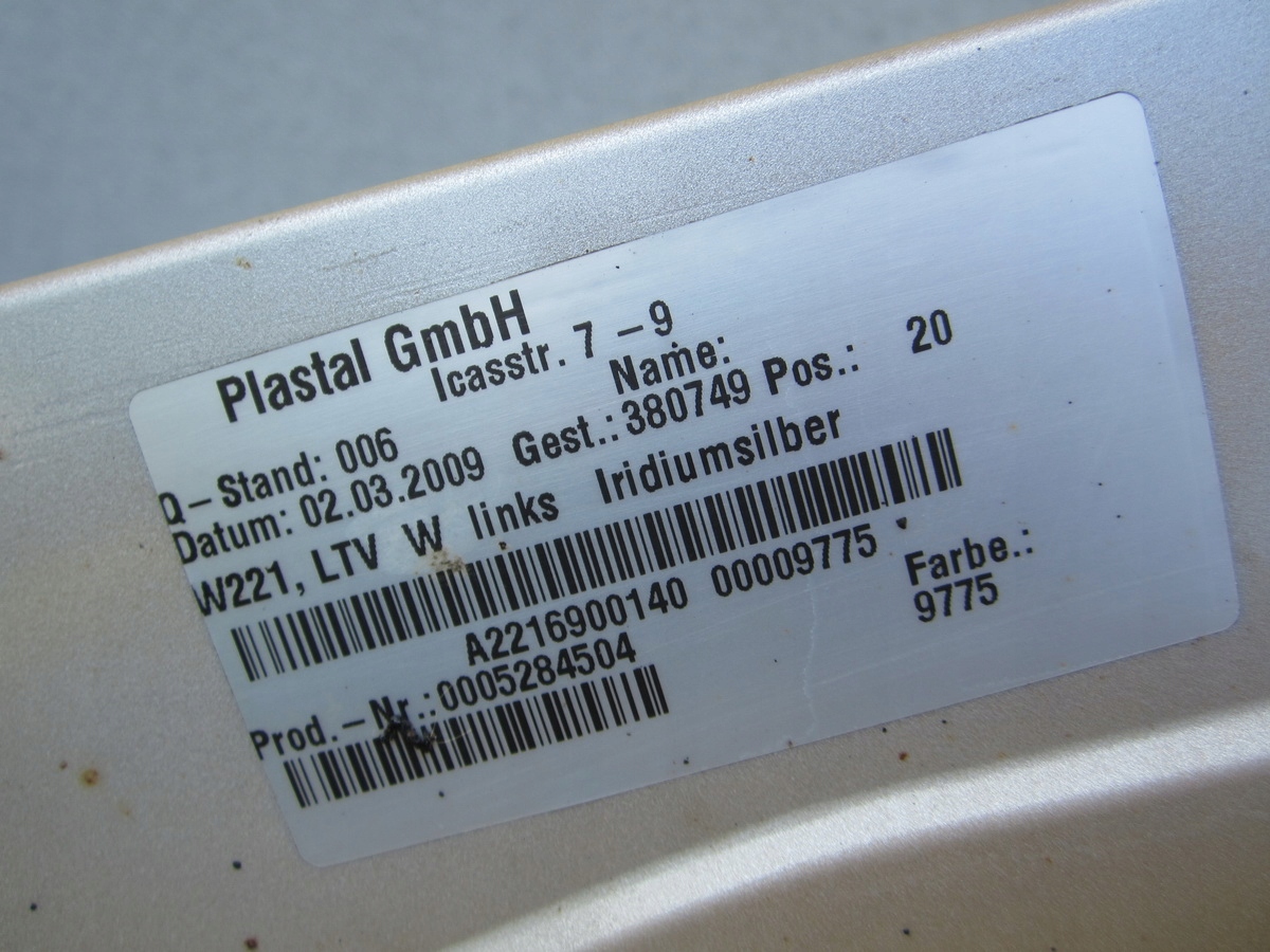 cap threshold right Mercedes W221 short. C775