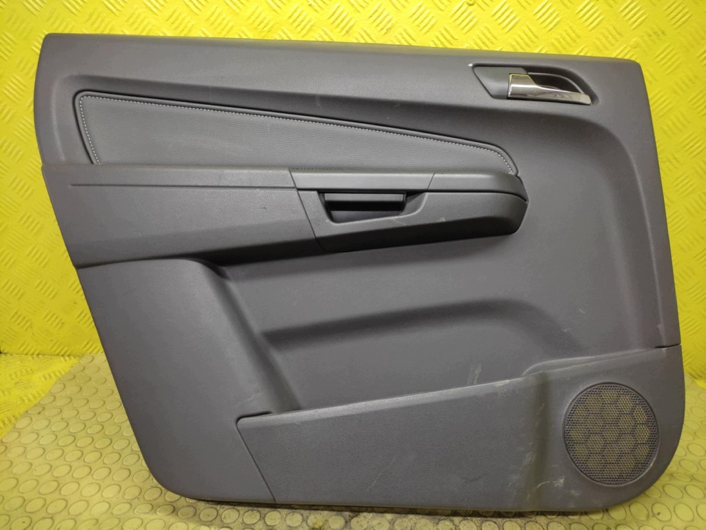 OPEL ZAFIRA B upholstery side door left rear part