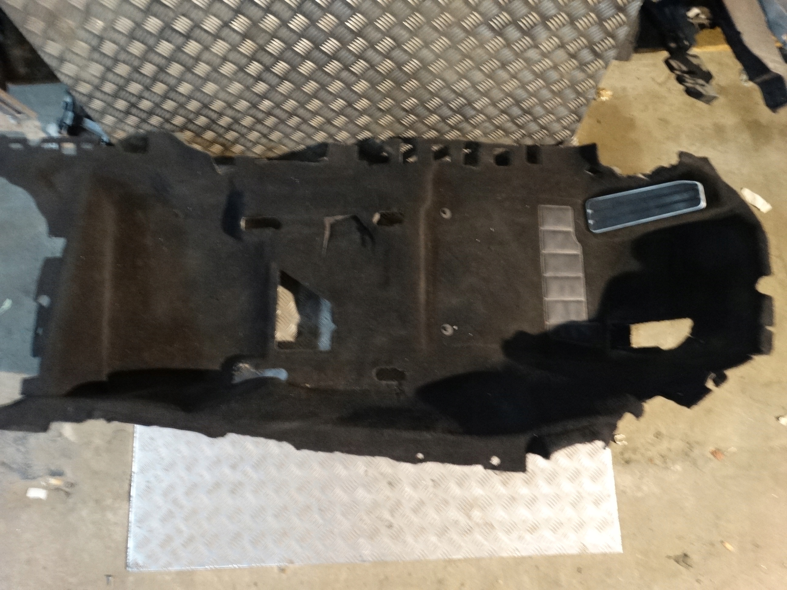 IDEALNY carpet front left PORSCHE PANAMERA 970 1
