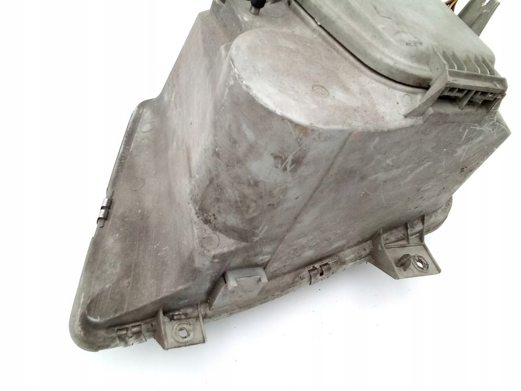 Mercedes V klasa W638 light right front front EU