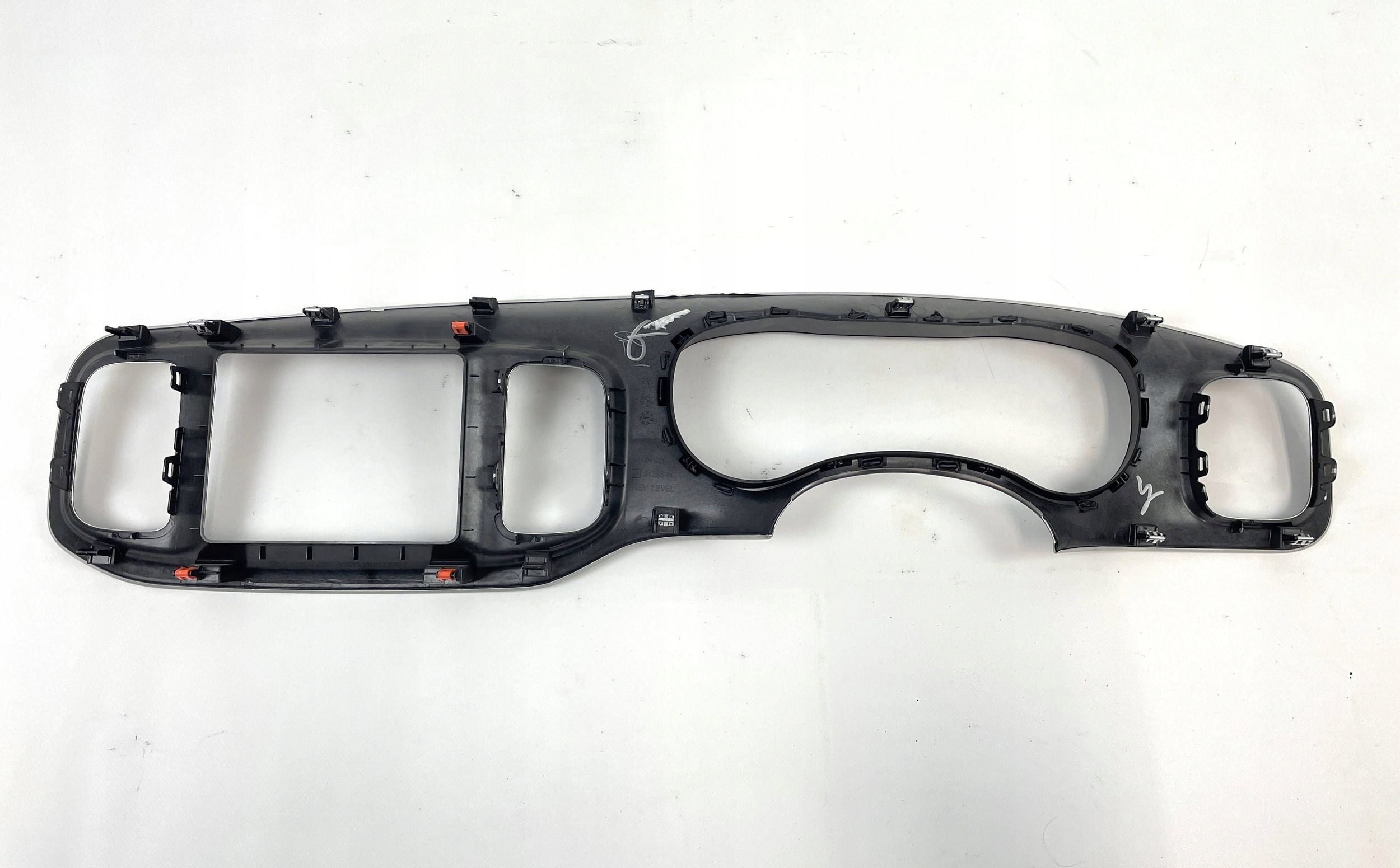 Dodge Challenger 2015+ dekor panel budíků budíku radia