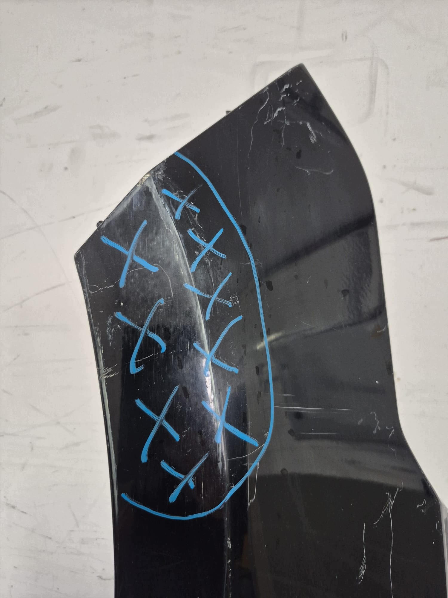 RANGE ROVER VELAR L560 17- fender left front front J8A2-16A183