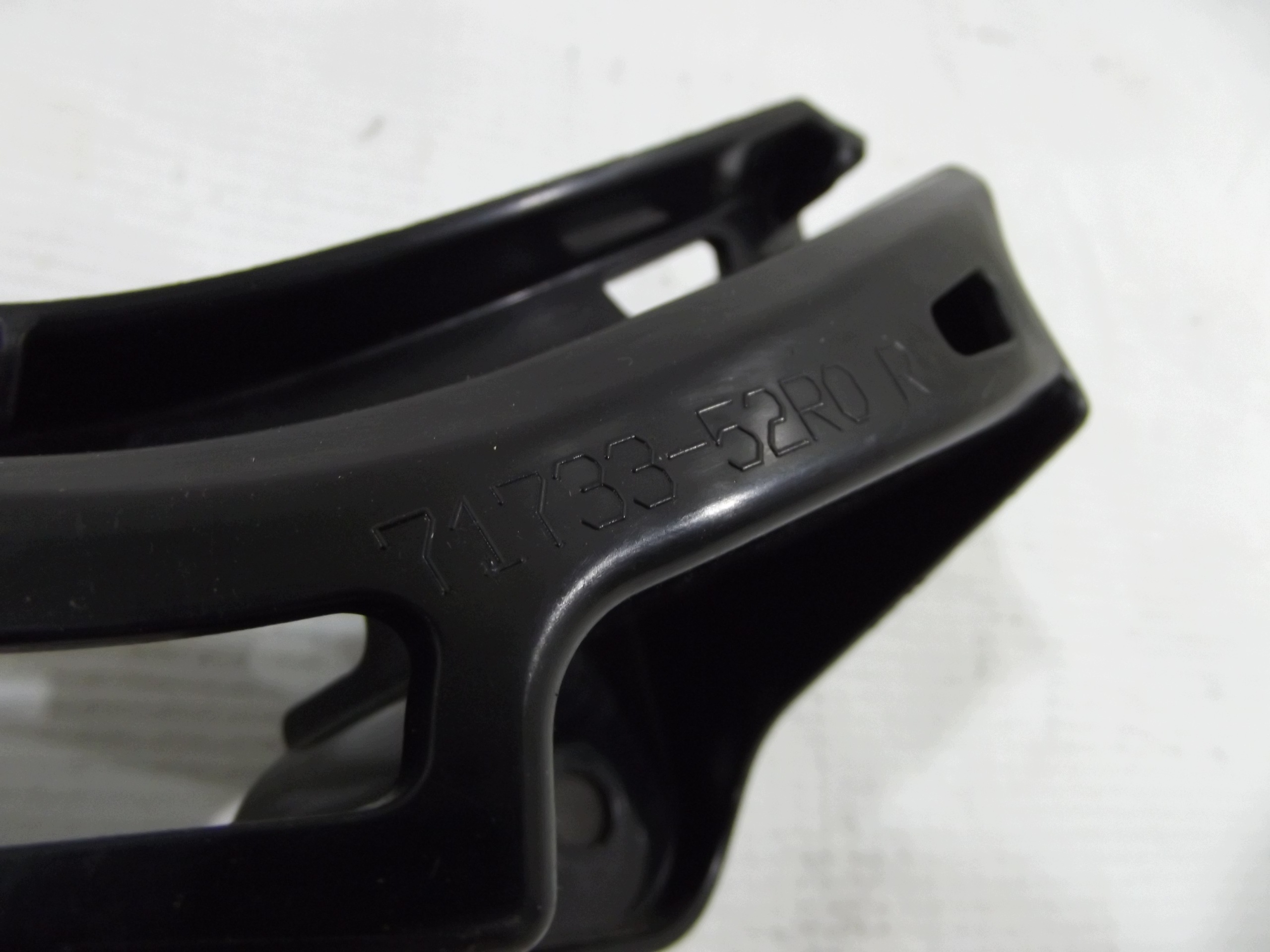 Suzuki Swift MK8 support holder lights right front 71733-52R0