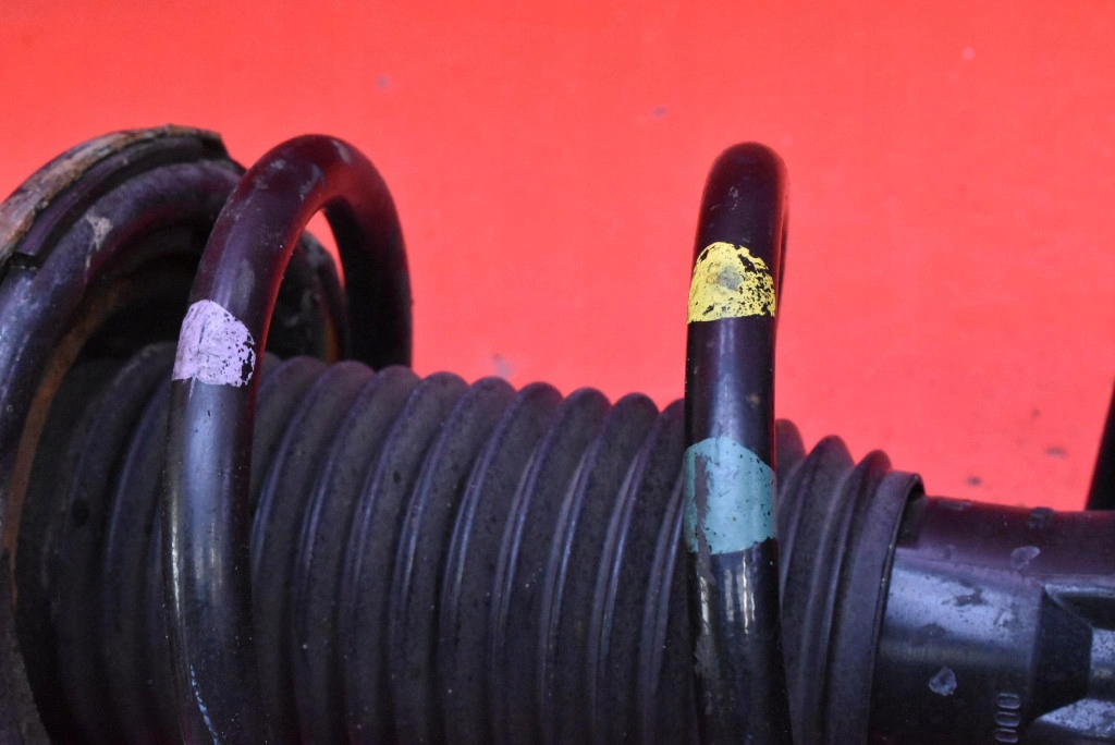 shock absorber left front 20310A-AJ090 SUBARU OUTBACK 4 IV 2.0 D 150 KM 09-12