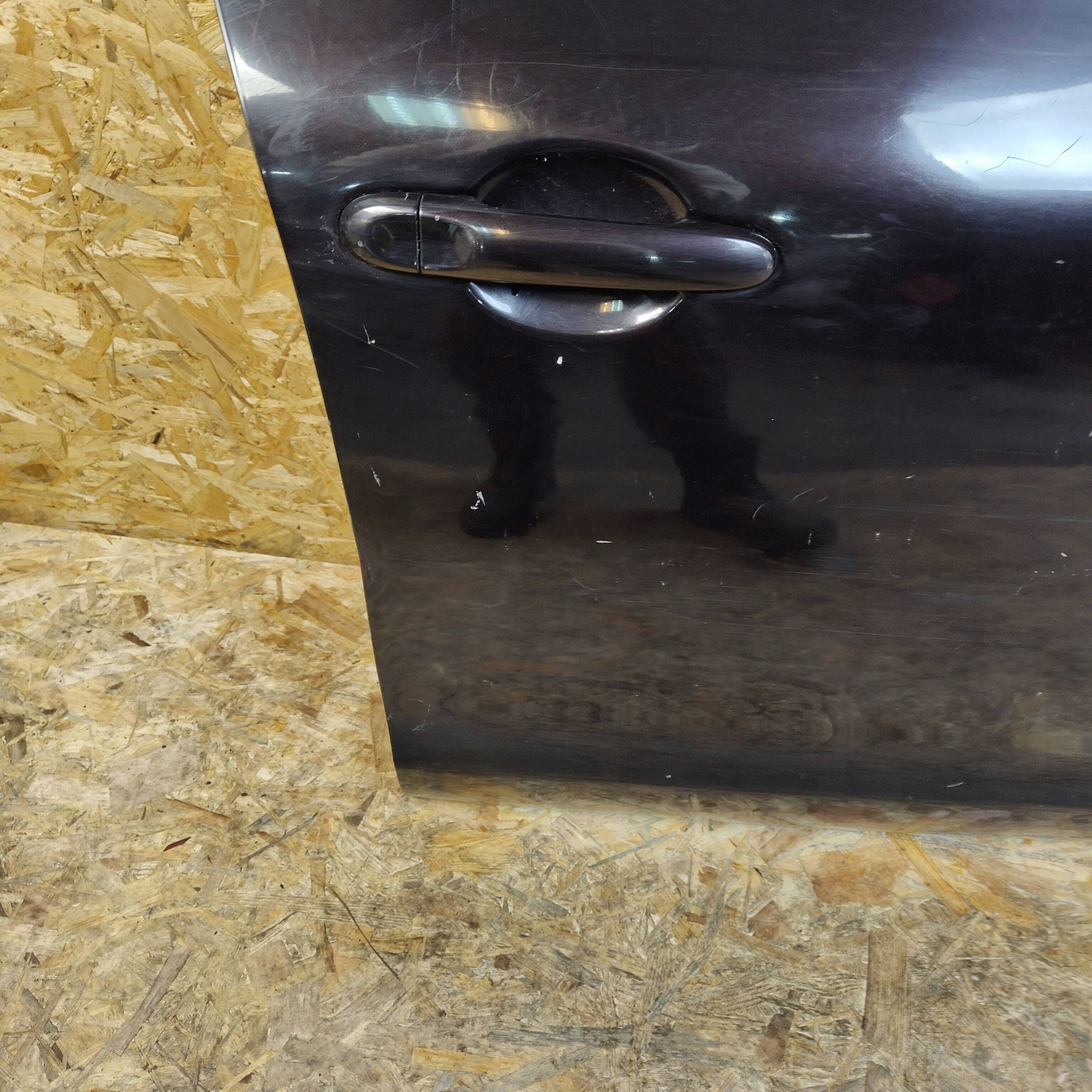door front front side right Nissan Juke and F15