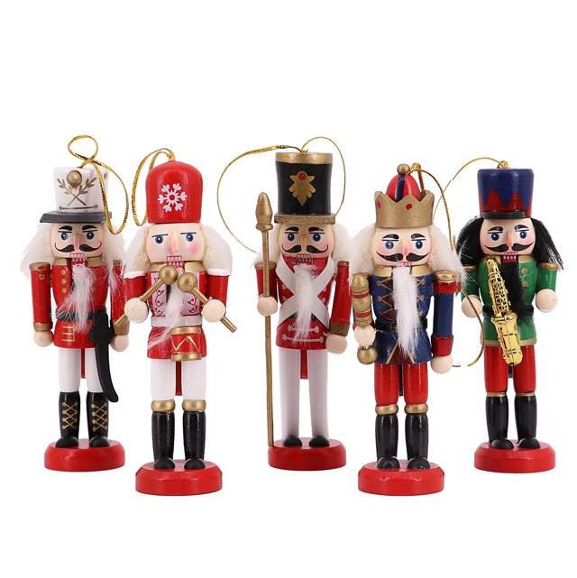 

Dziadek Do Orzechów zawieszka figurka 12 cm Zestaw