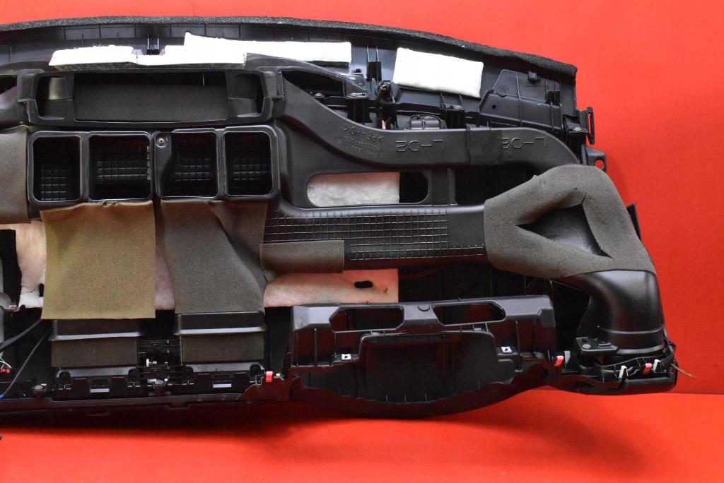dashboard instrument panel console cockpit airbag EU TOYOTA AURIS 2 II 12-15