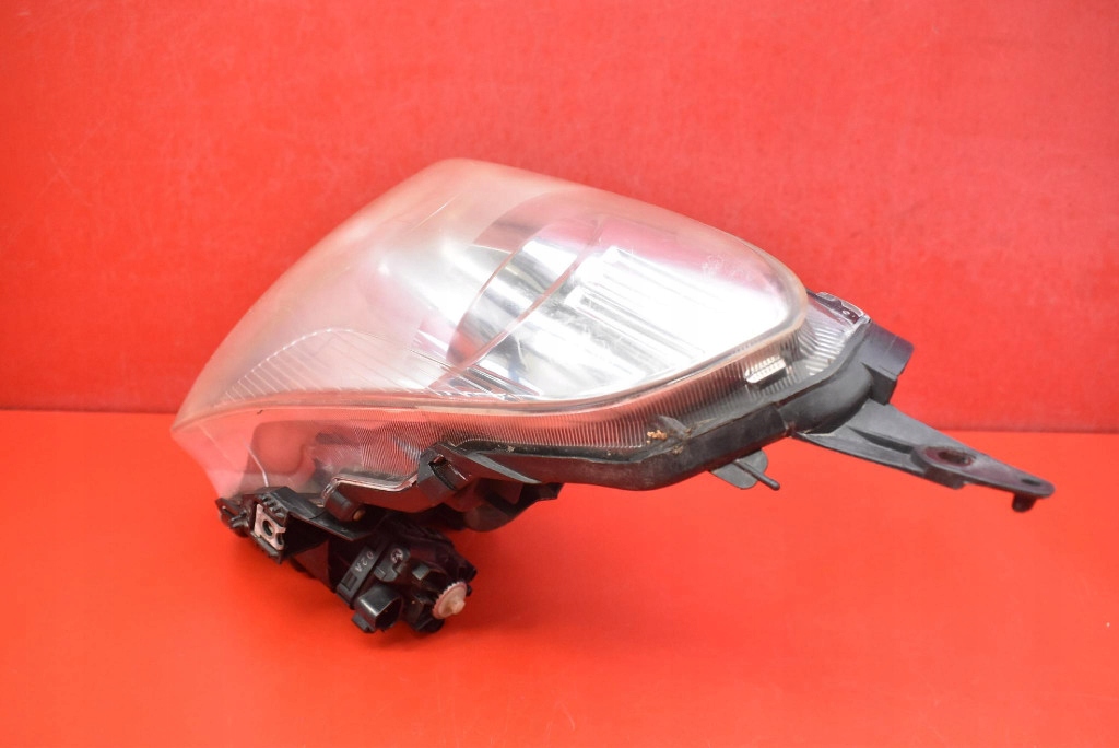 REFLEKTOR left light front EU 100-17115 NISSAN PIXO D31S 08-13