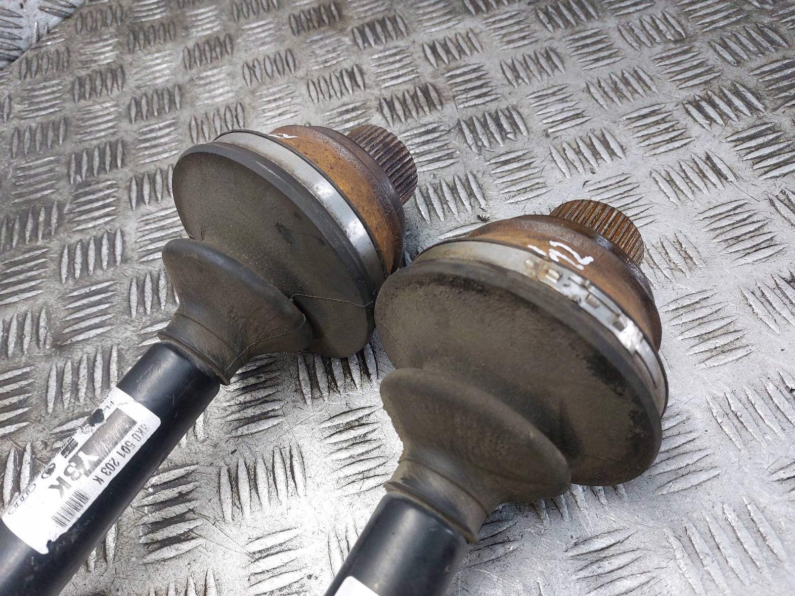 semi-axis left rear part + right rear part AUDI A5 8T 3.0 TDI 8K0501203K
