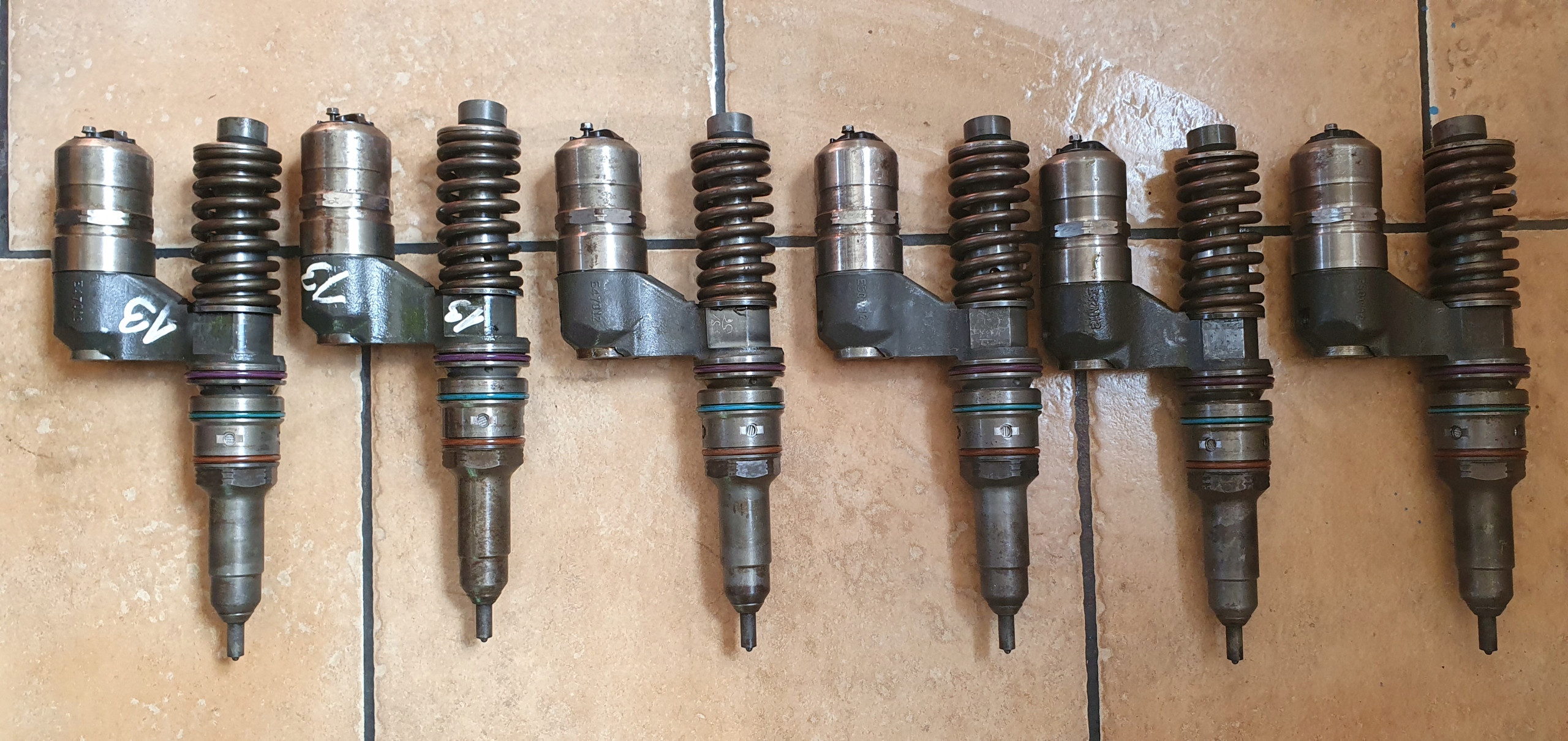 0414701013 500331074 - Впорскування палива Iveco trakker Stralis 13